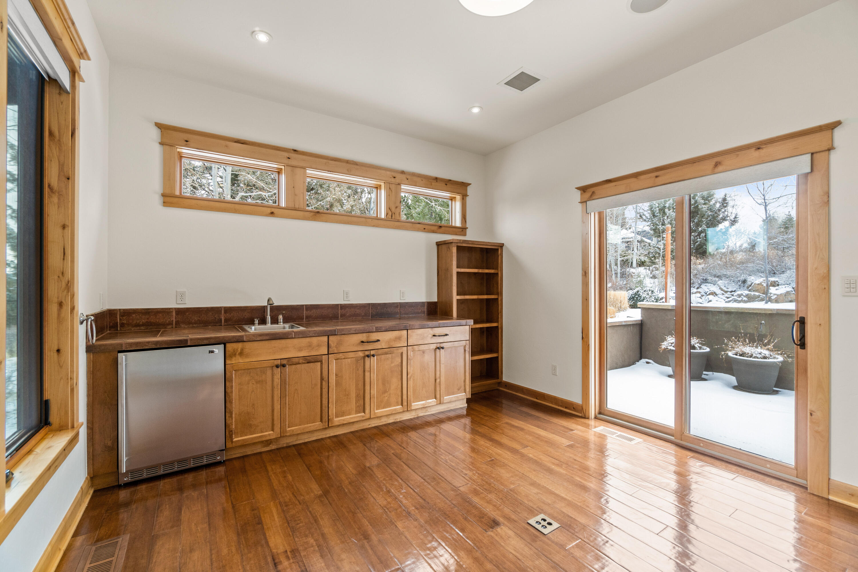 61454 Cultus Lake Court