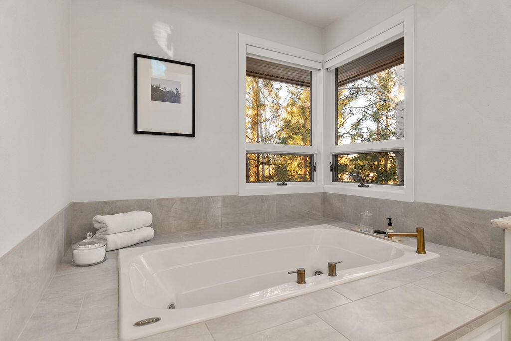 61824 Red Meadow Court