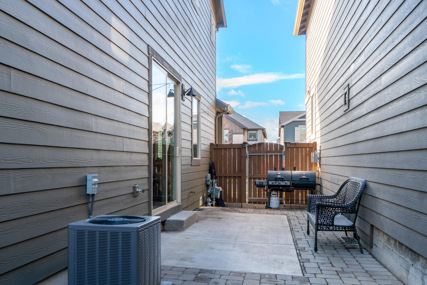 20770 NE Sierra Drive