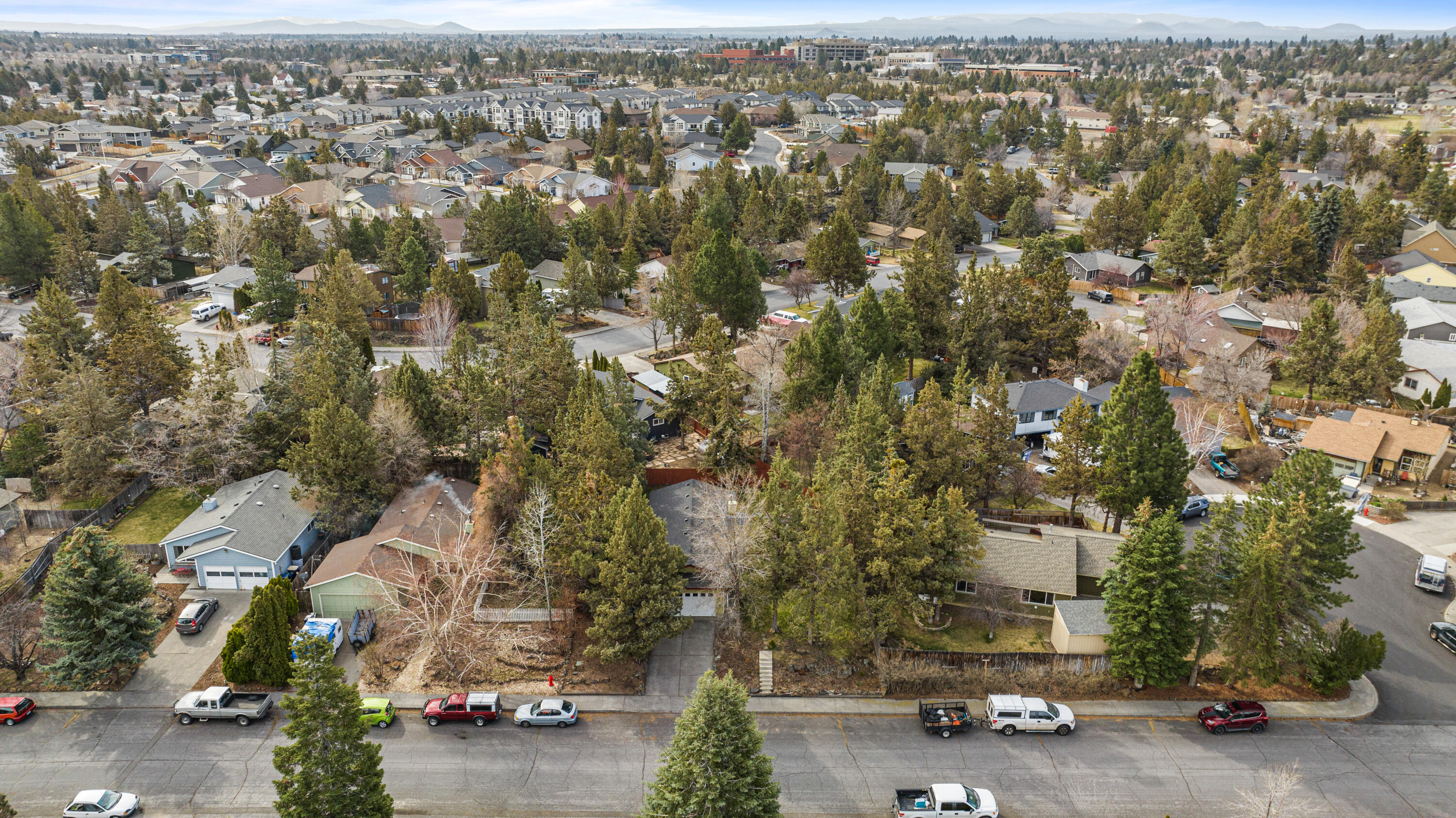 2121 NE Monterey Avenue