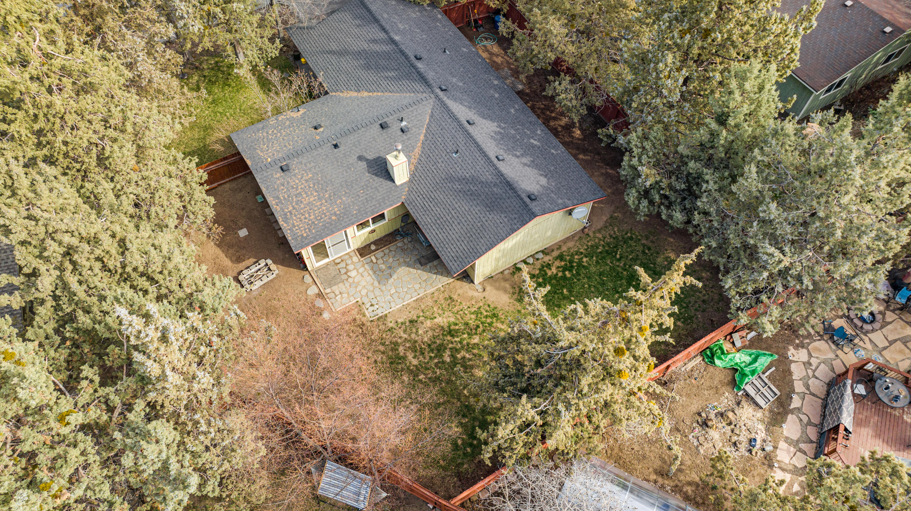 2121 NE Monterey Avenue