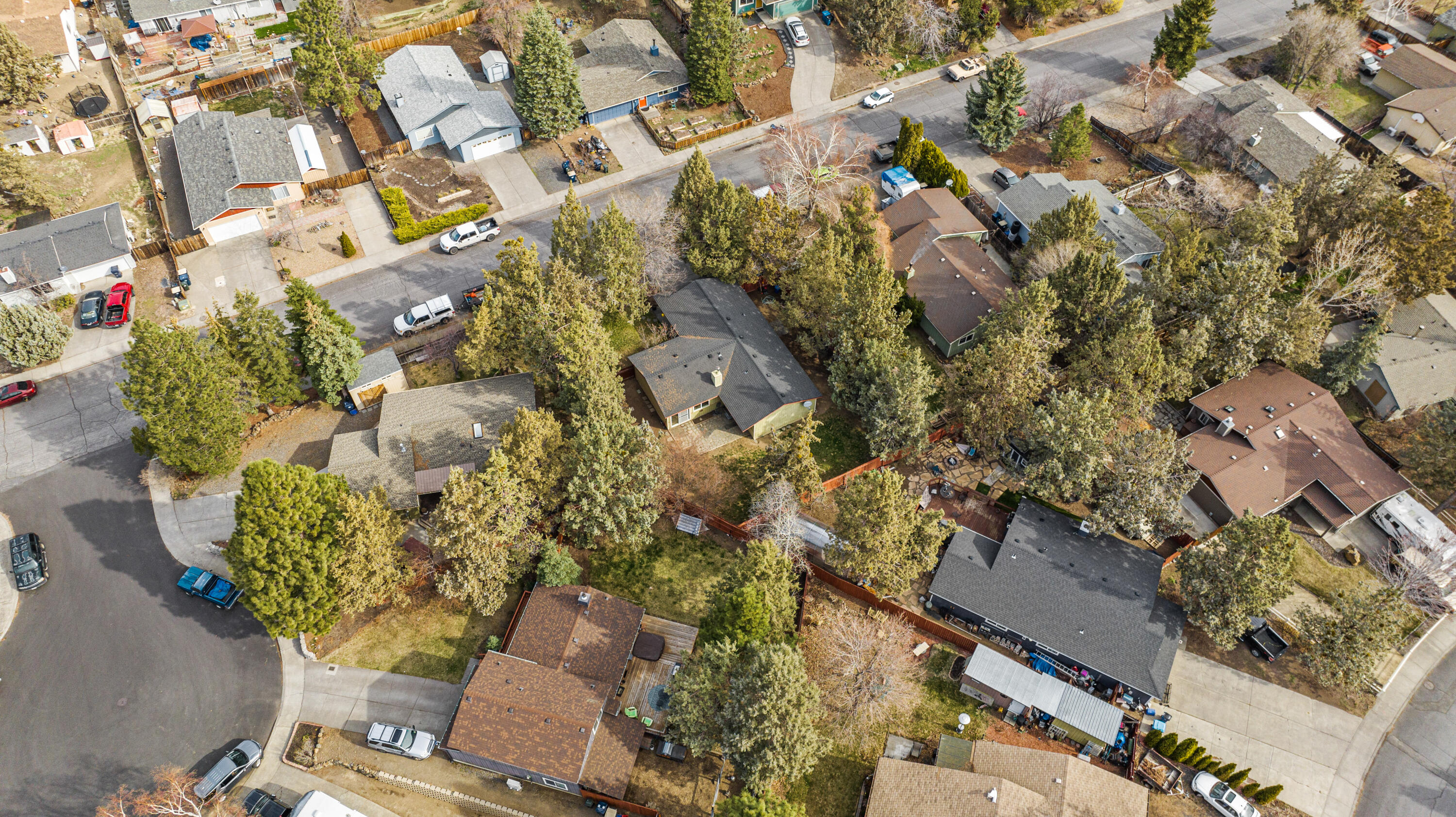 2121 NE Monterey Avenue