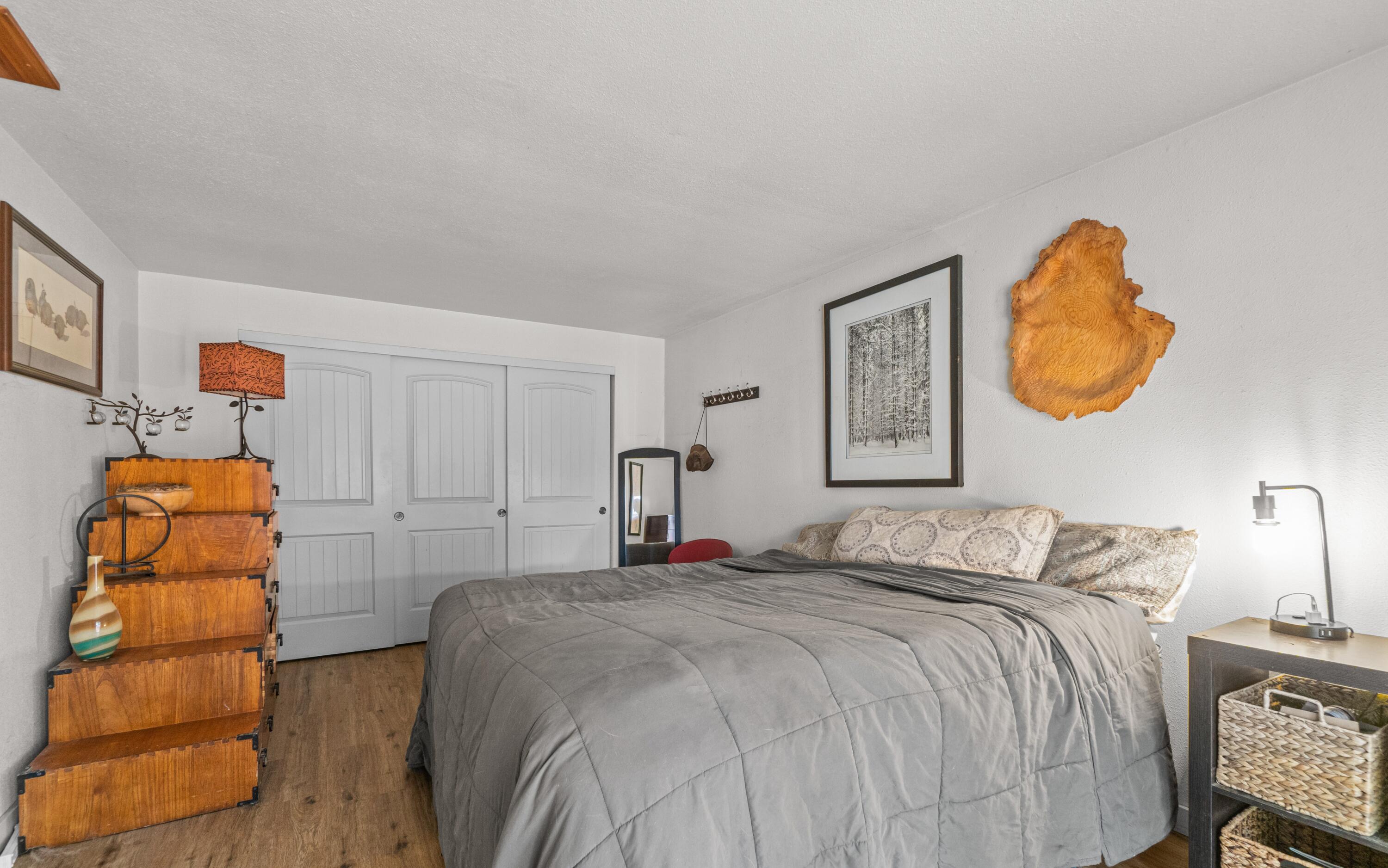 2121 NE Monterey Avenue