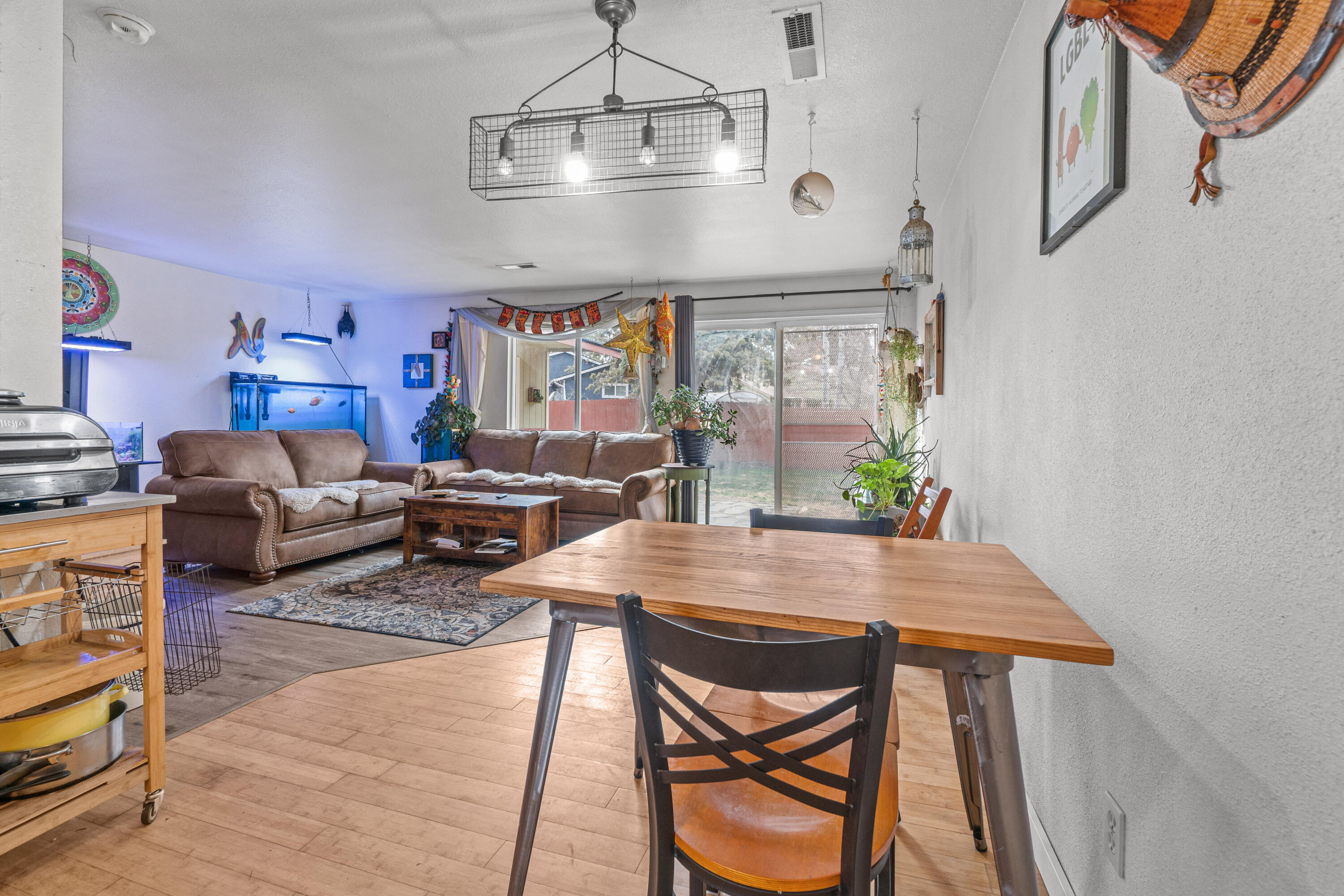 2121 NE Monterey Avenue