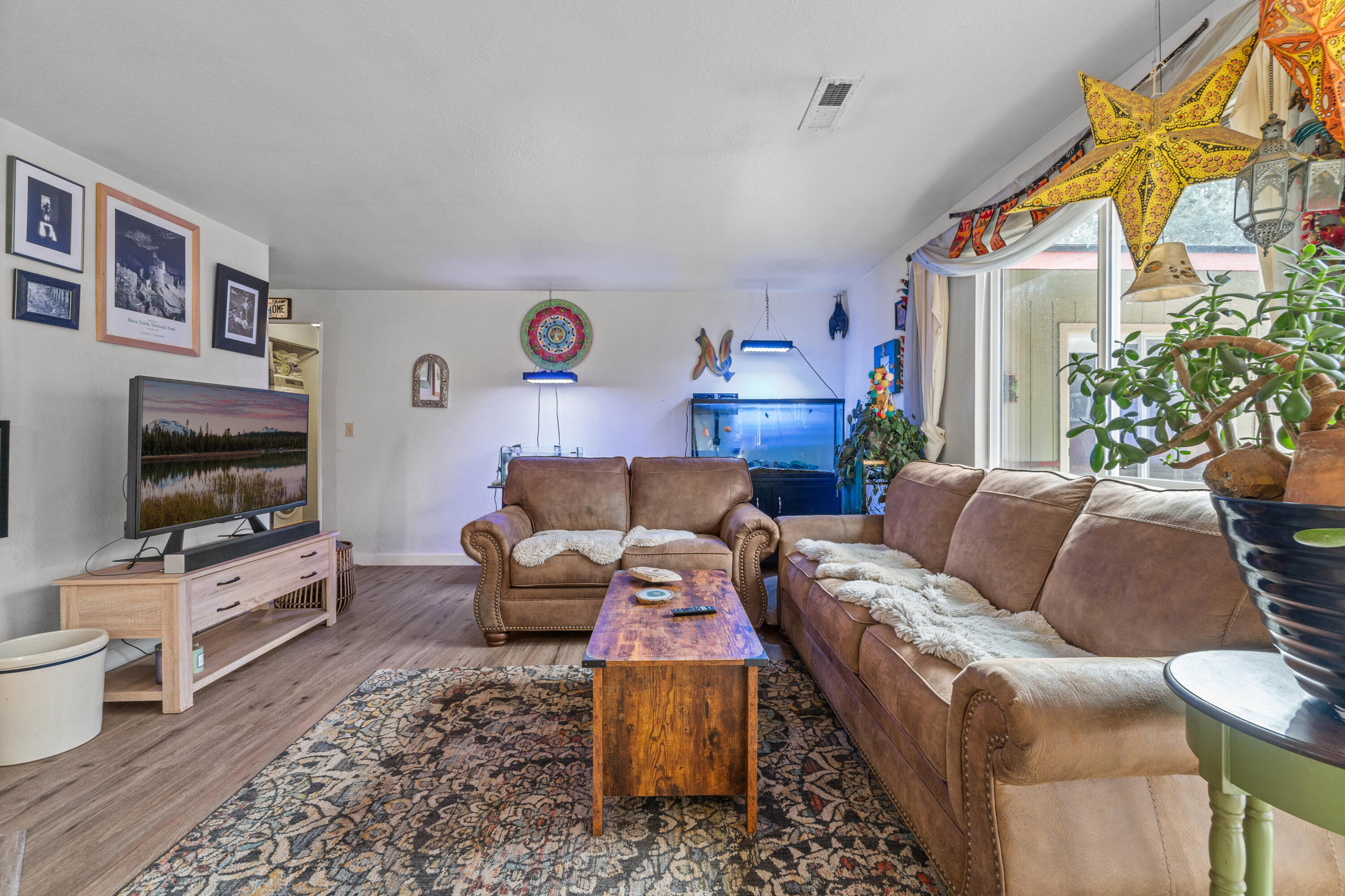 2121 NE Monterey Avenue