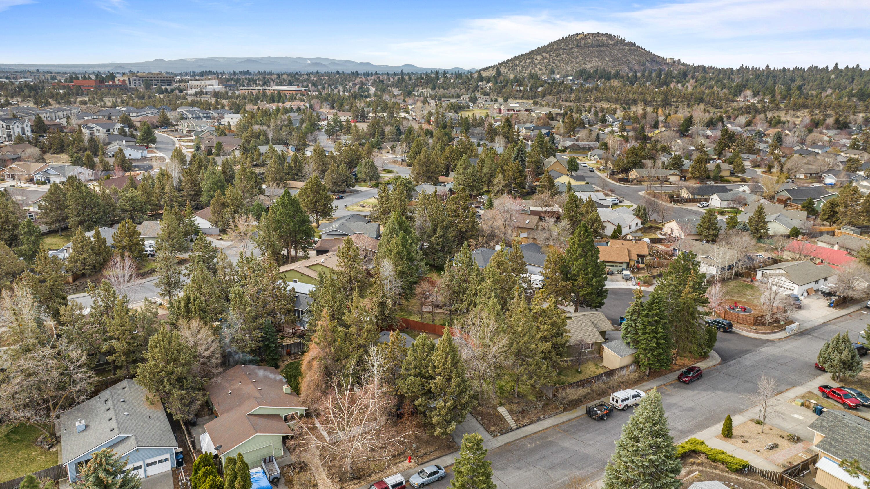 2121 NE Monterey Avenue