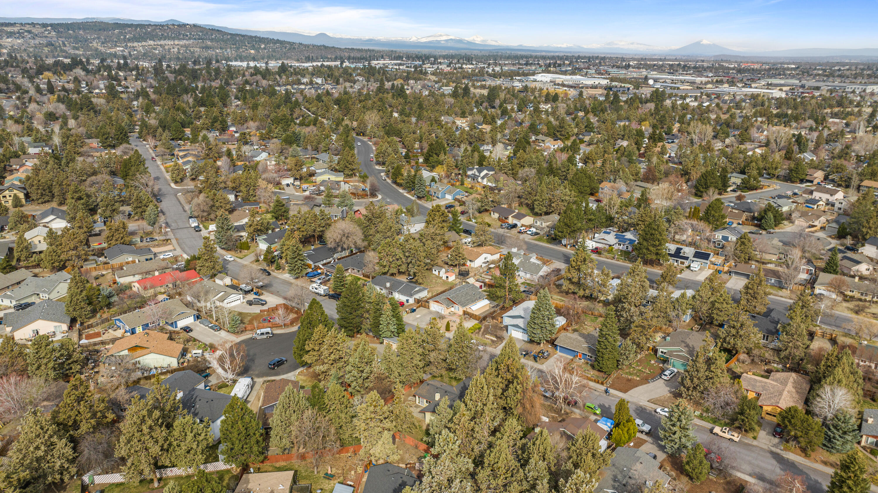 2121 NE Monterey Avenue