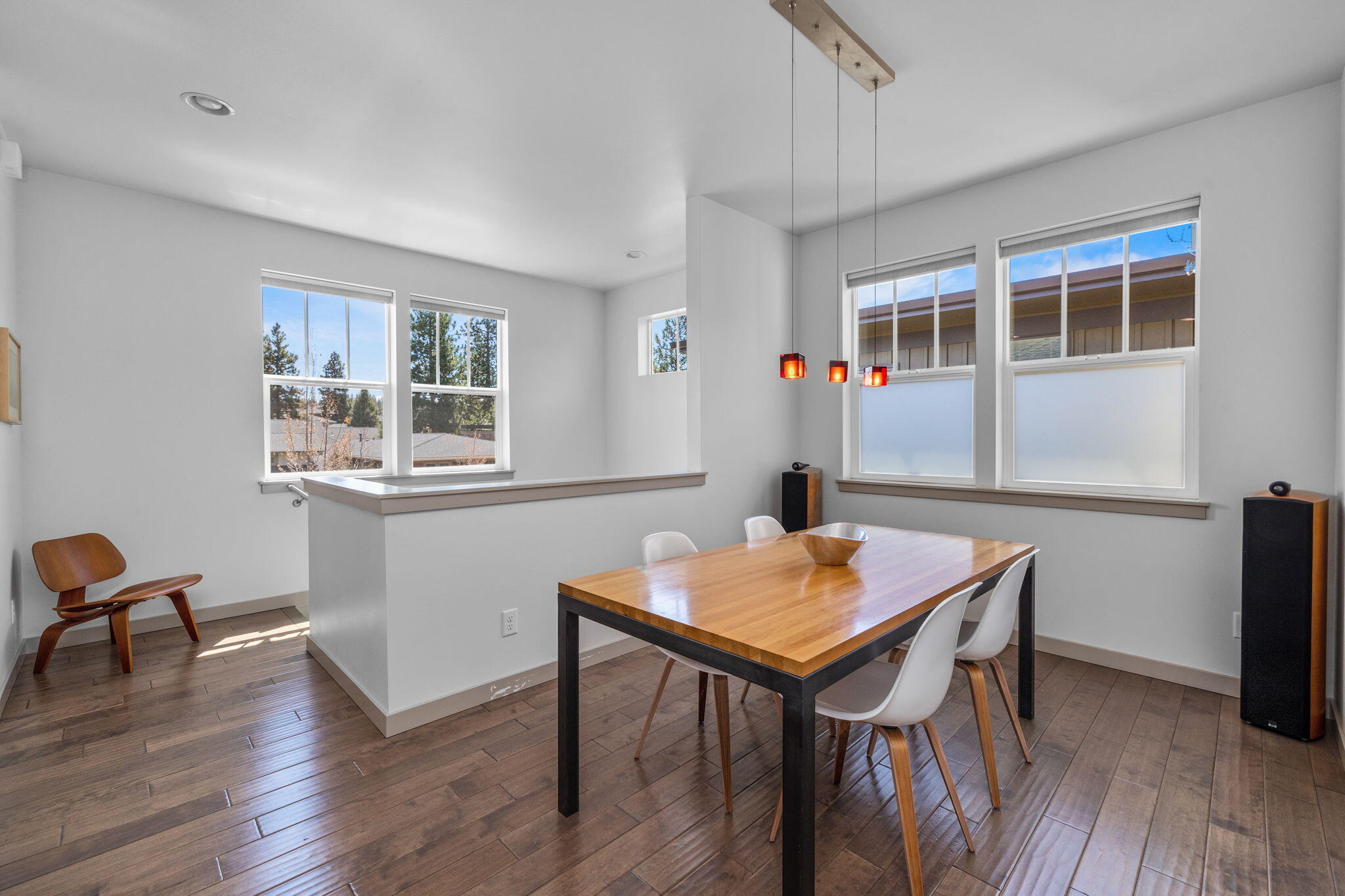 2466 NW Crossing Drive