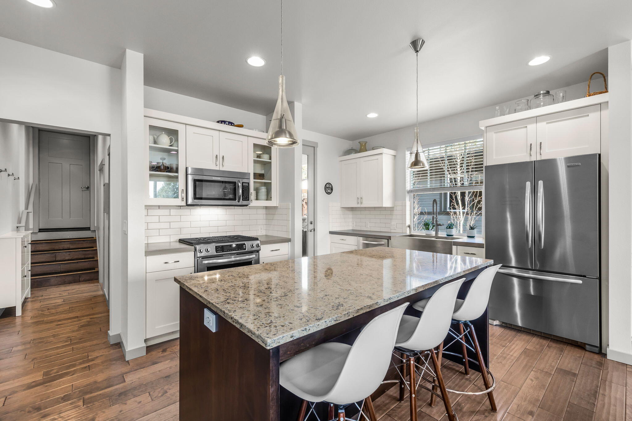 2466 NW Crossing Drive