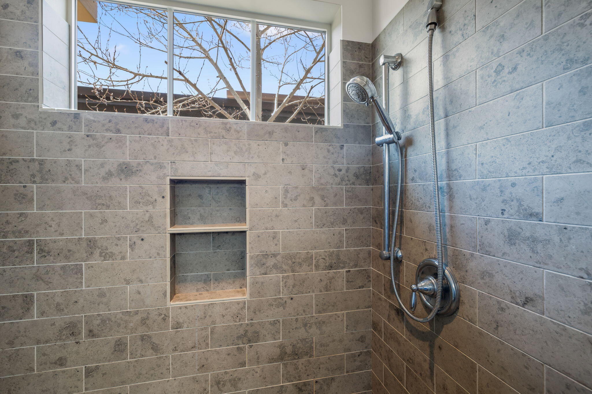 2466 NW Crossing Drive