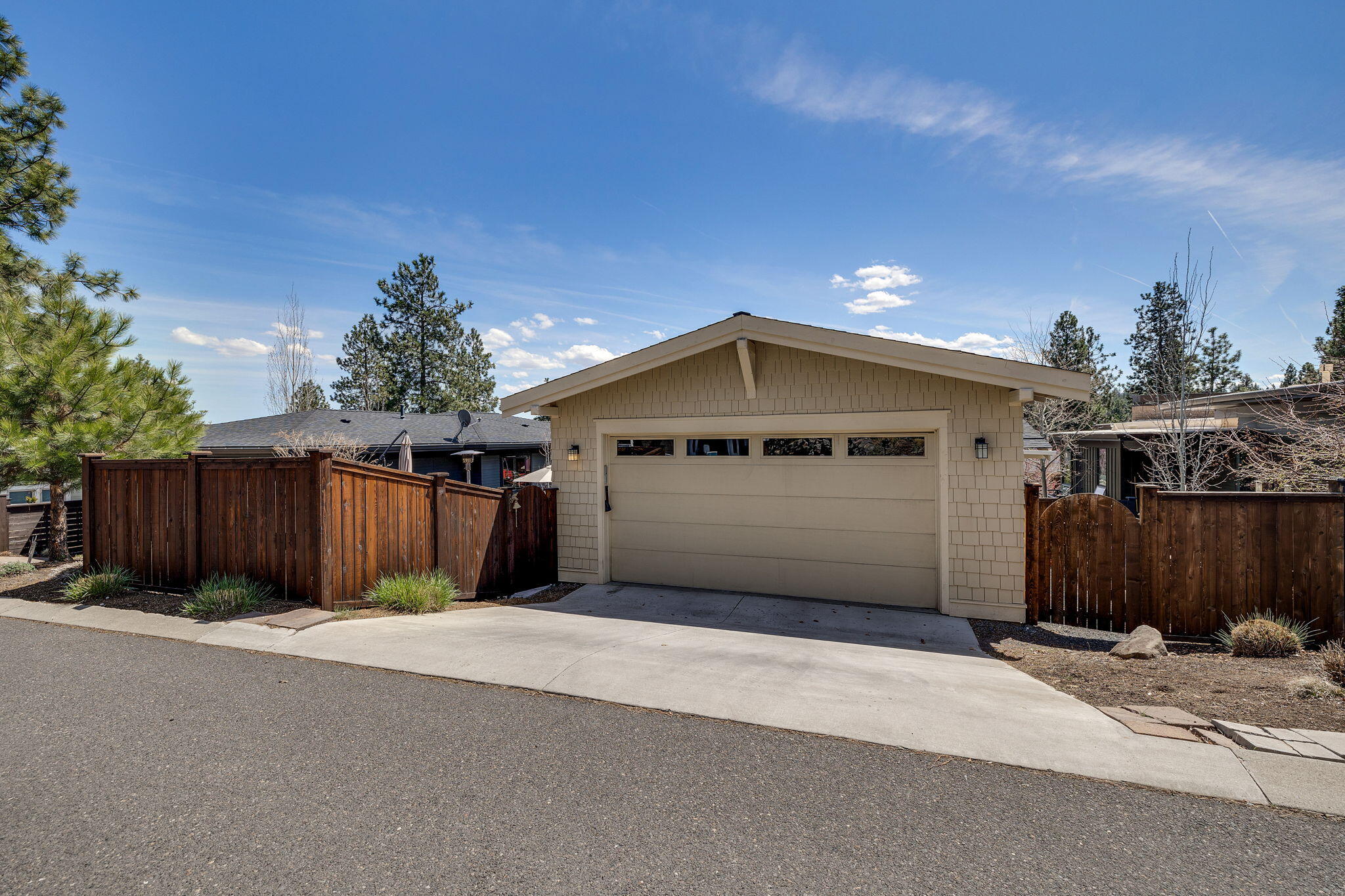 2466 NW Crossing Drive