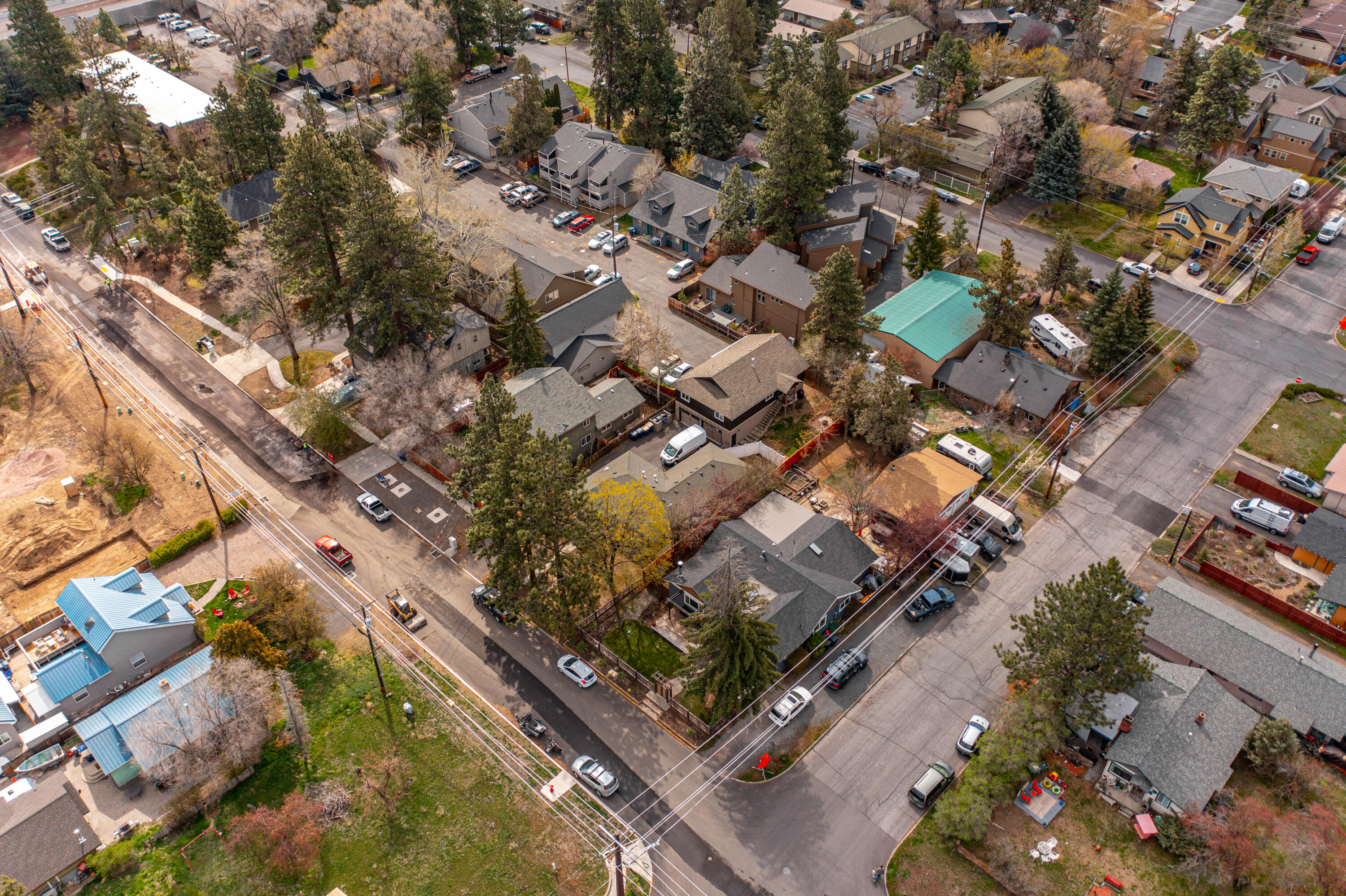 65 SW Roosevelt Avenue