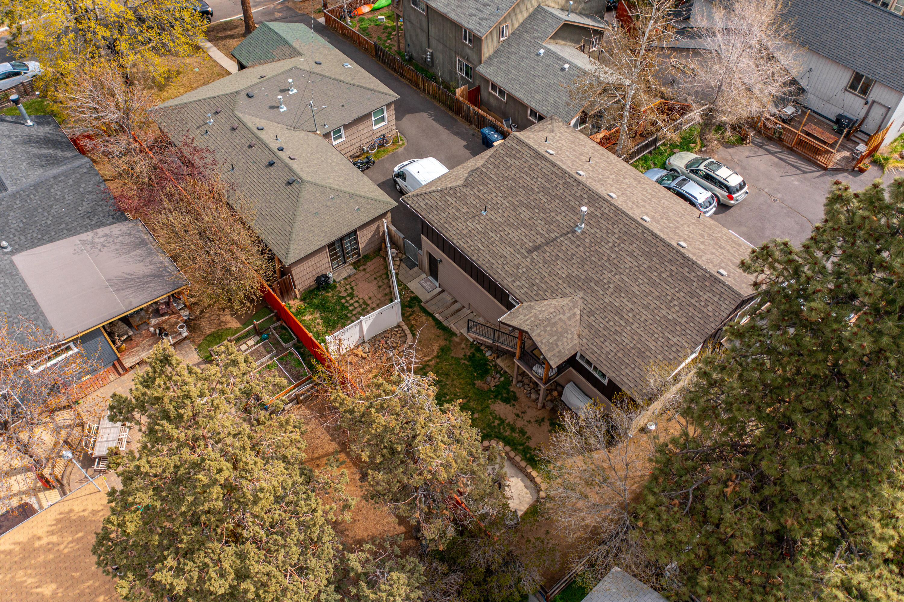 65 SW Roosevelt Avenue