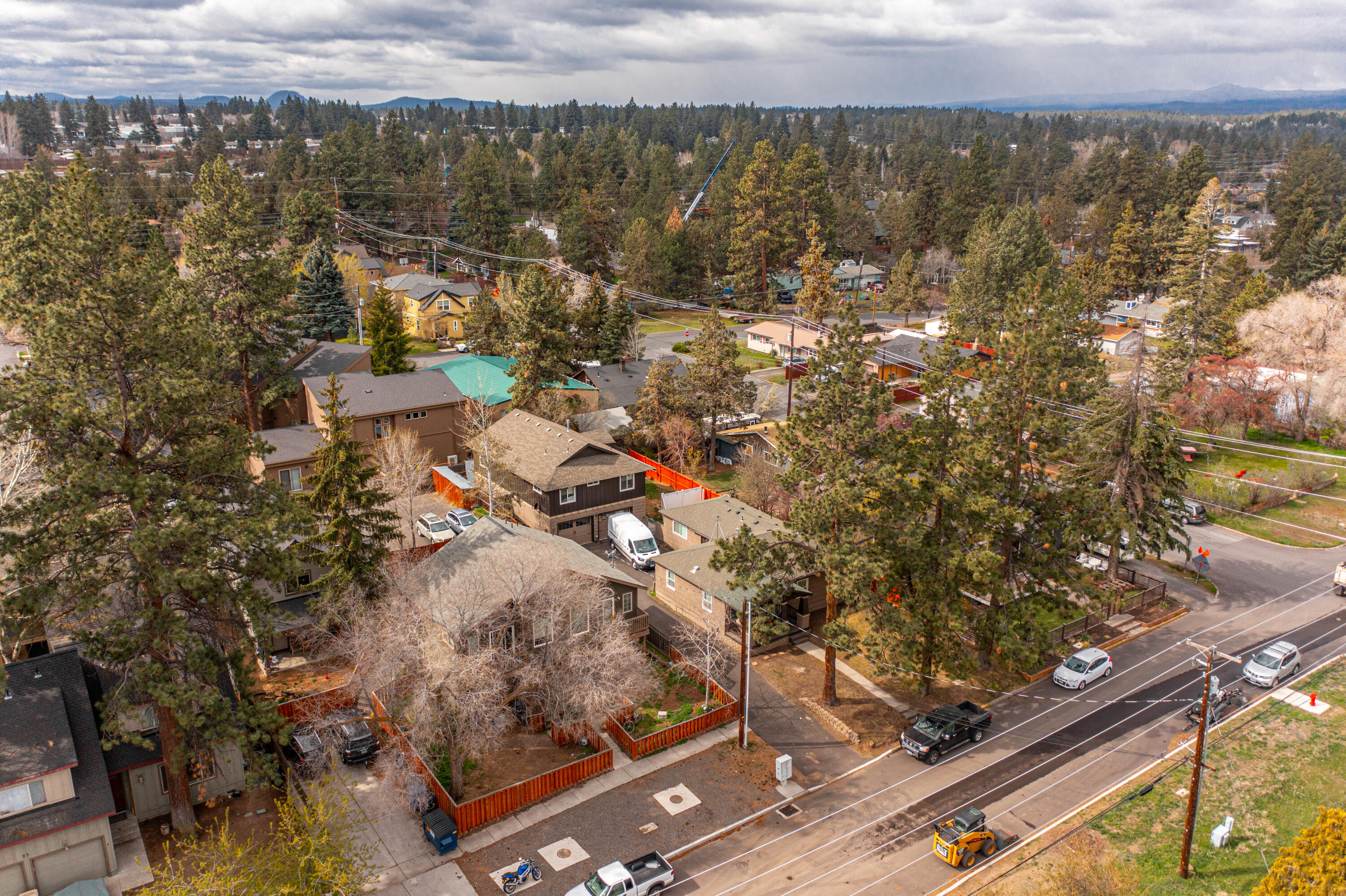 65 SW Roosevelt Avenue