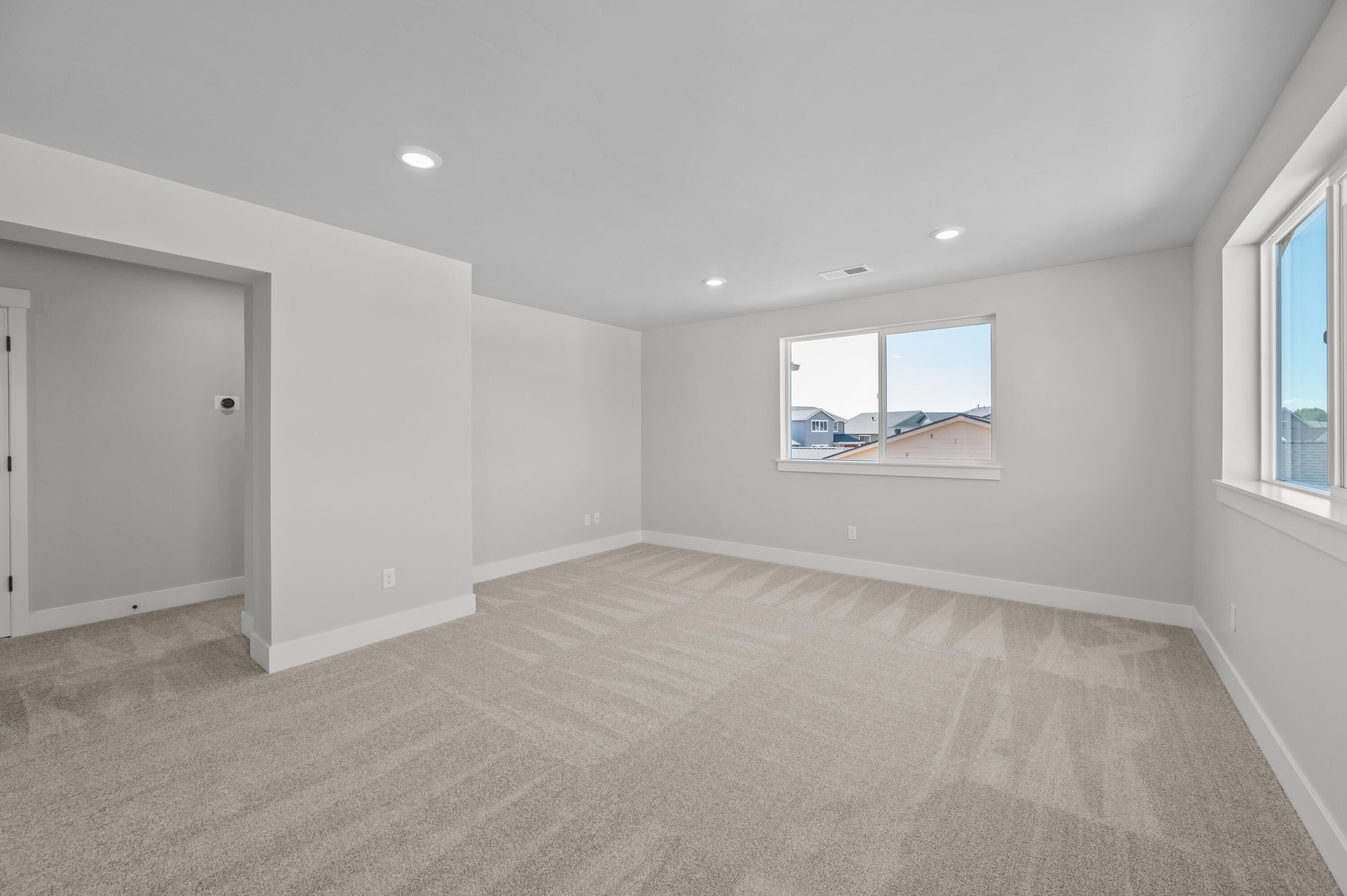 1529 NE Rosemont Street