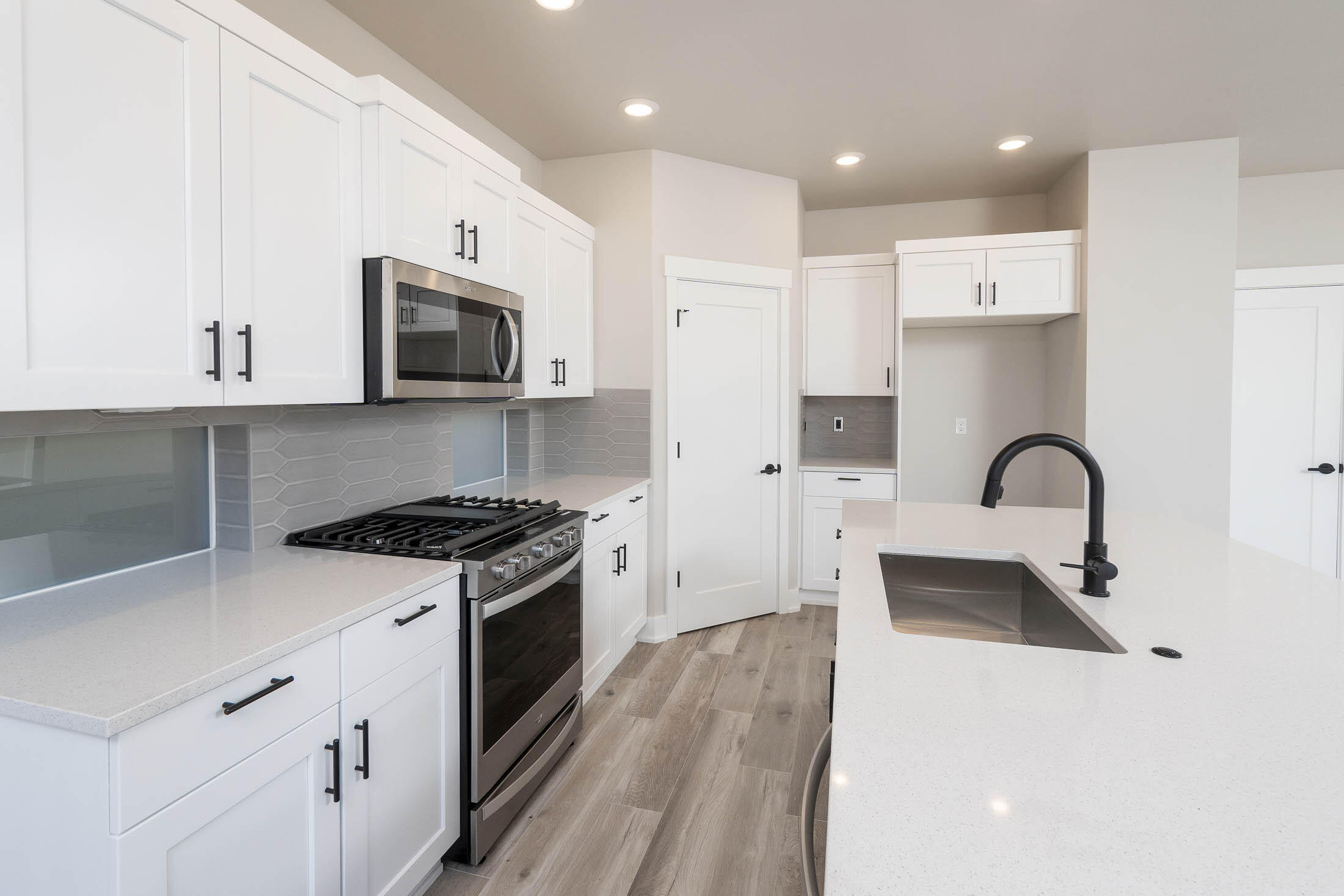 1529 NE Rosemont Street