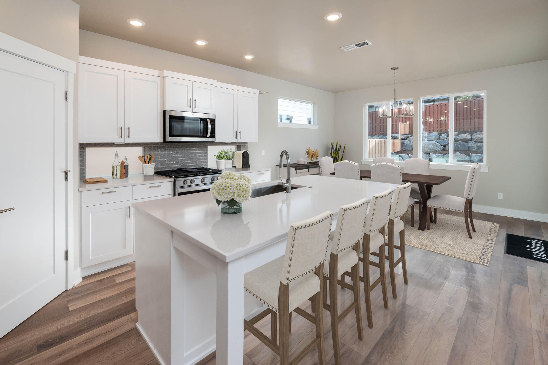 1529 NE Rosemont Street