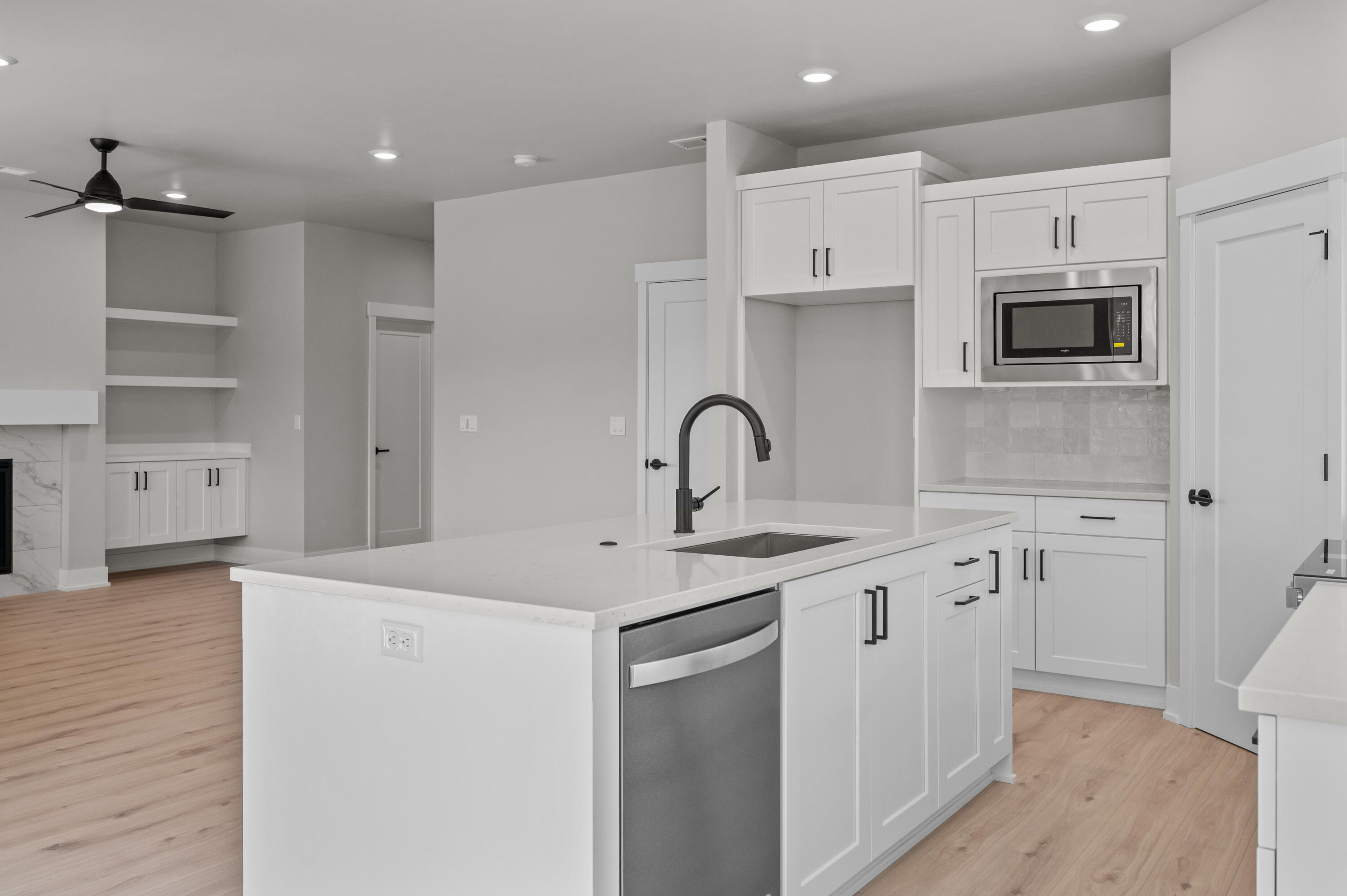 1529 NE Rosemont Street