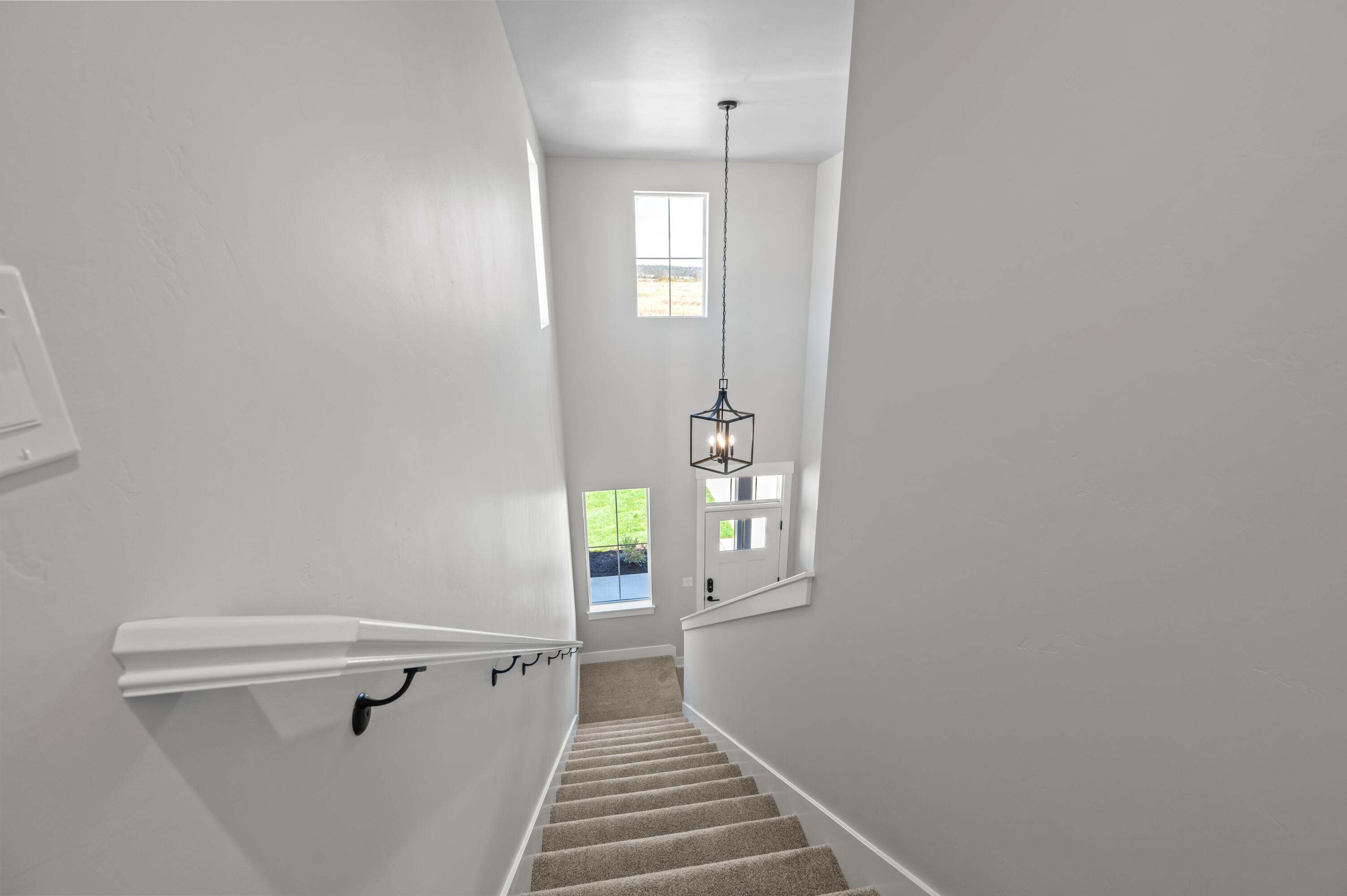 1529 NE Rosemont Street