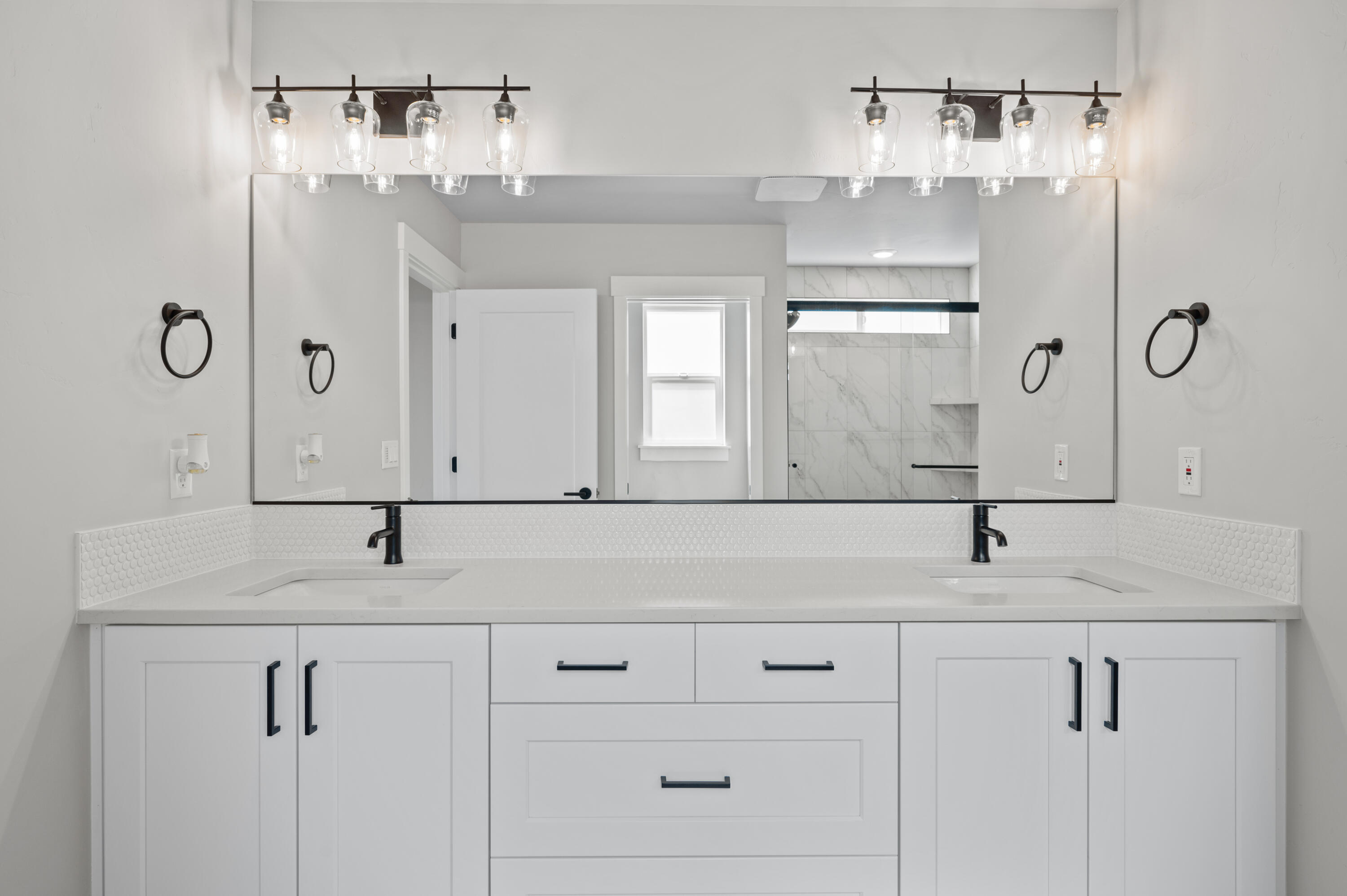 1529 NE Rosemont Street