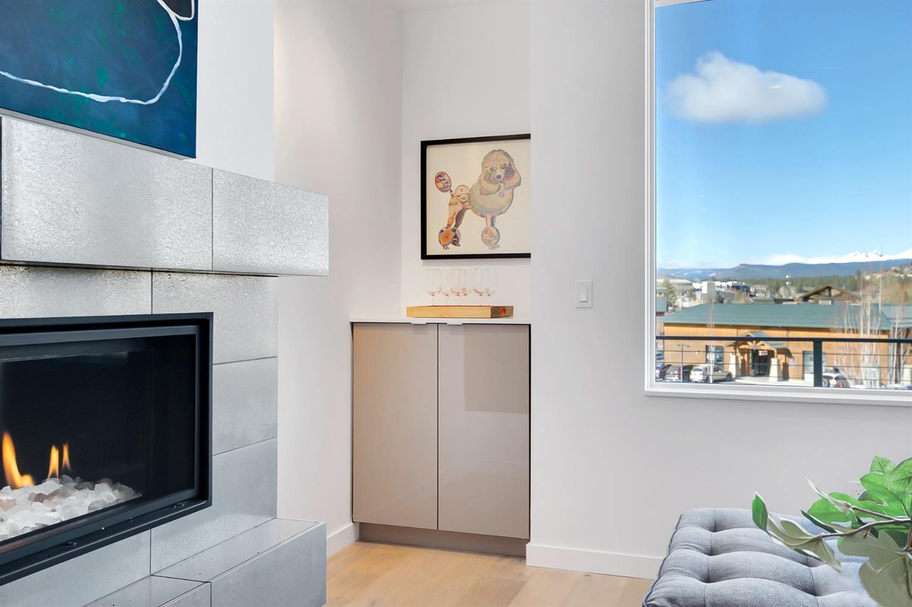 291 SW Bluff Drive, UNIT 330