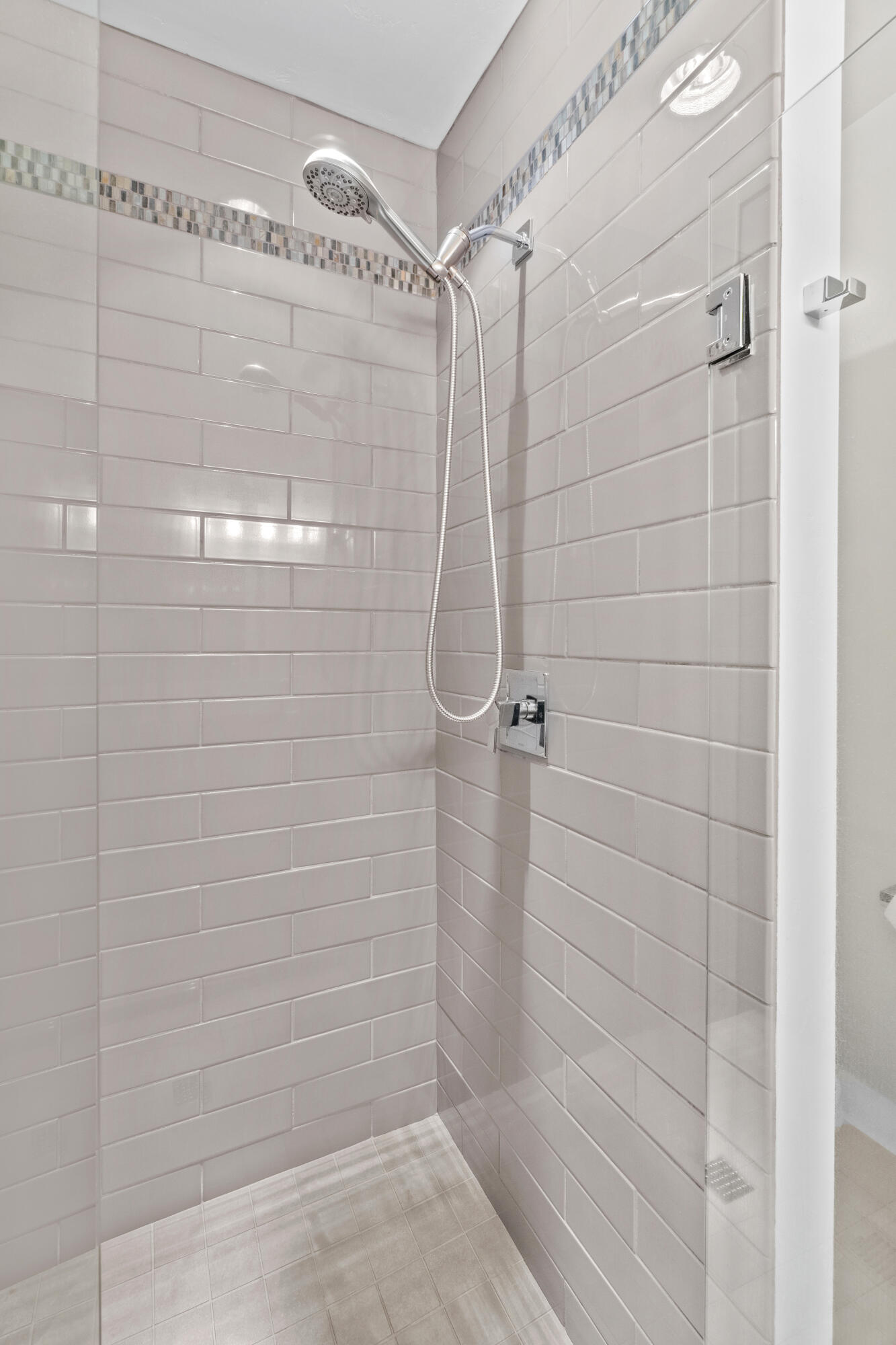 62727 NW Imbler Court