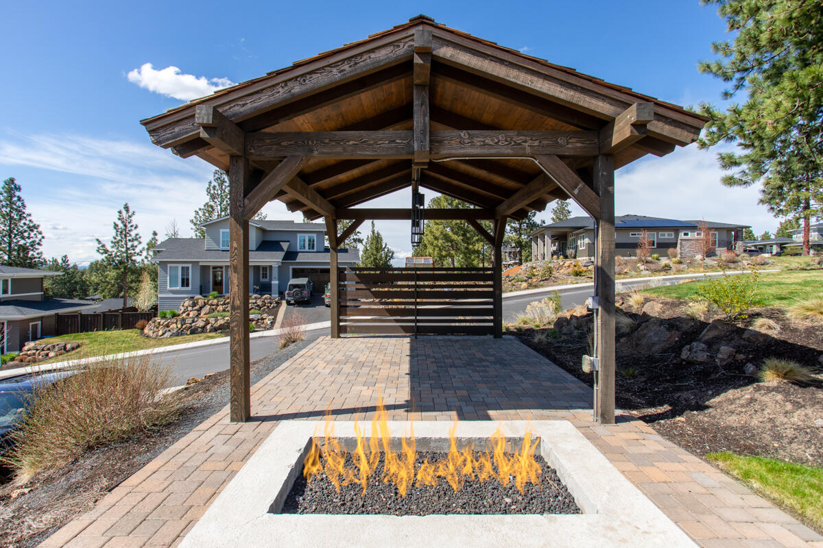 62727 NW Imbler Court