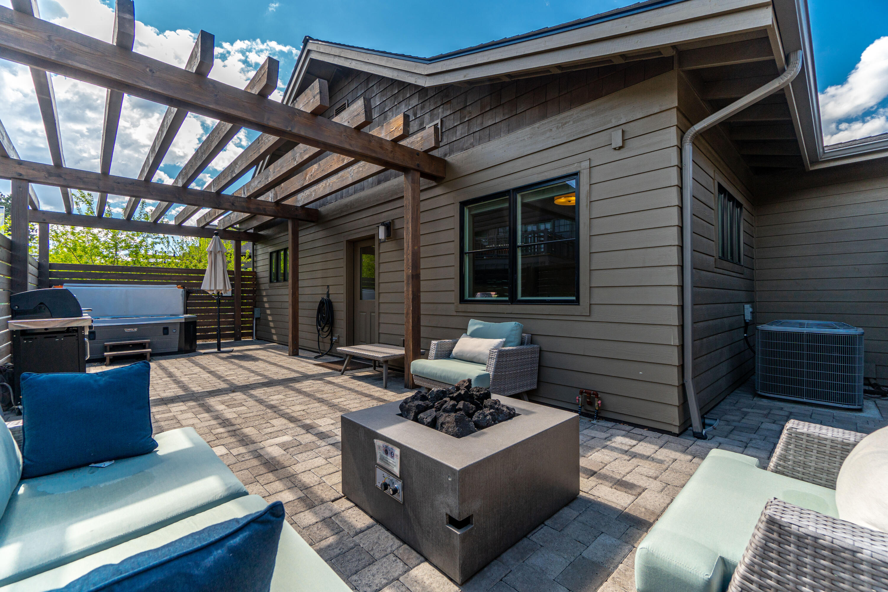 61285 Tetherow Drive