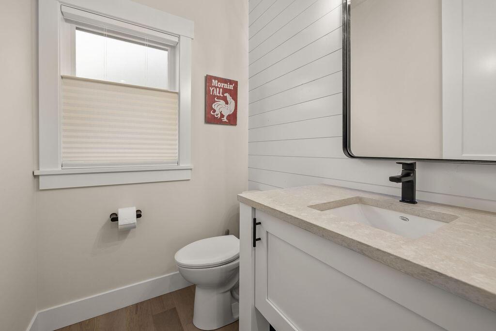 2280 NW Lemhi Pass Drive