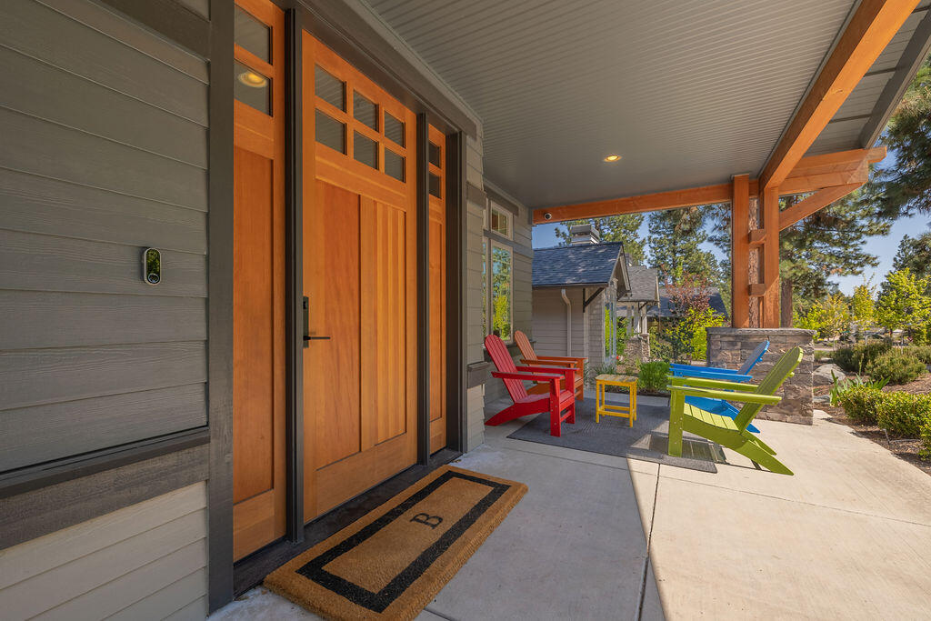 2280 NW Lemhi Pass Drive