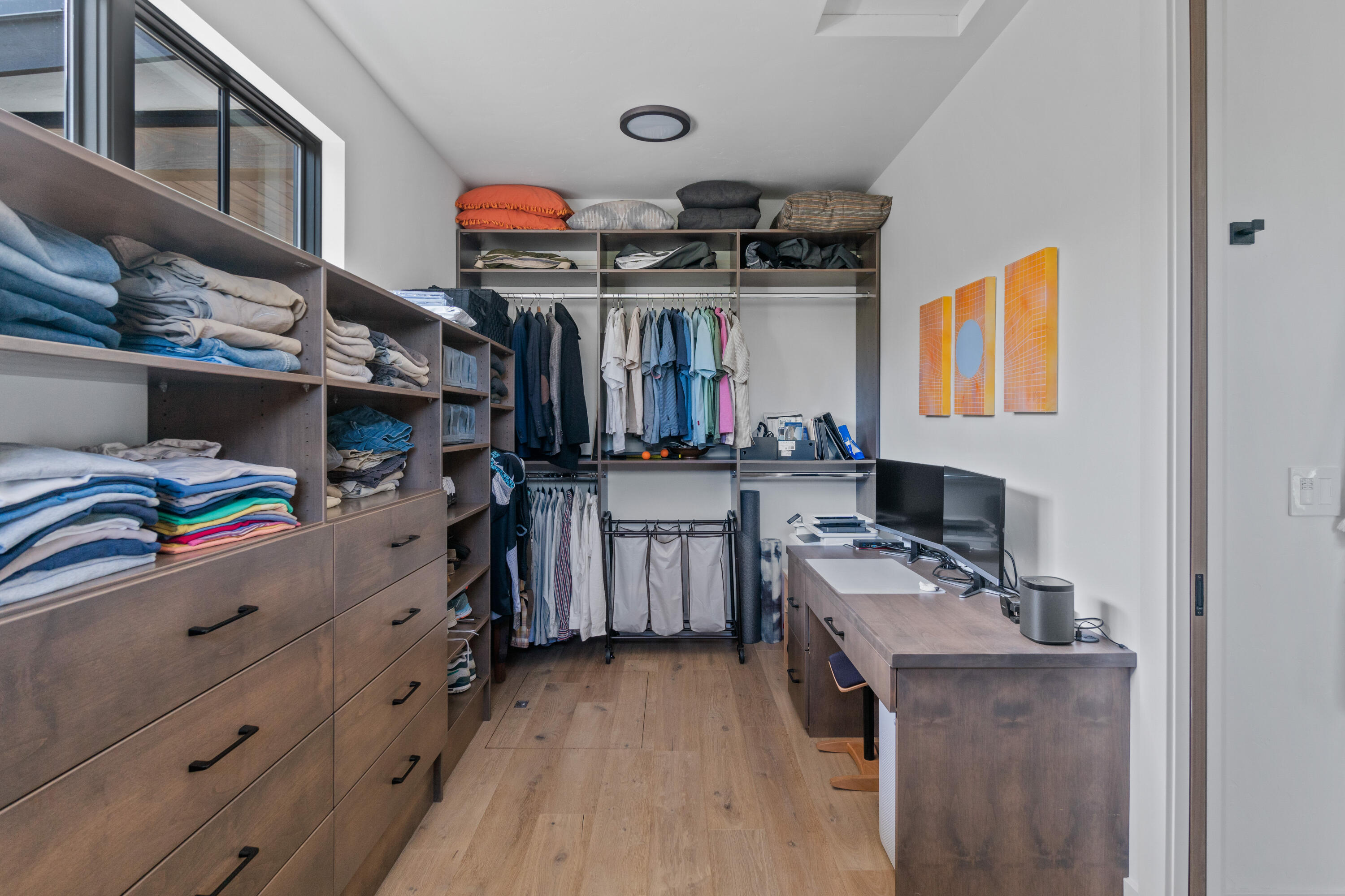 1477 NW Puccoon Court