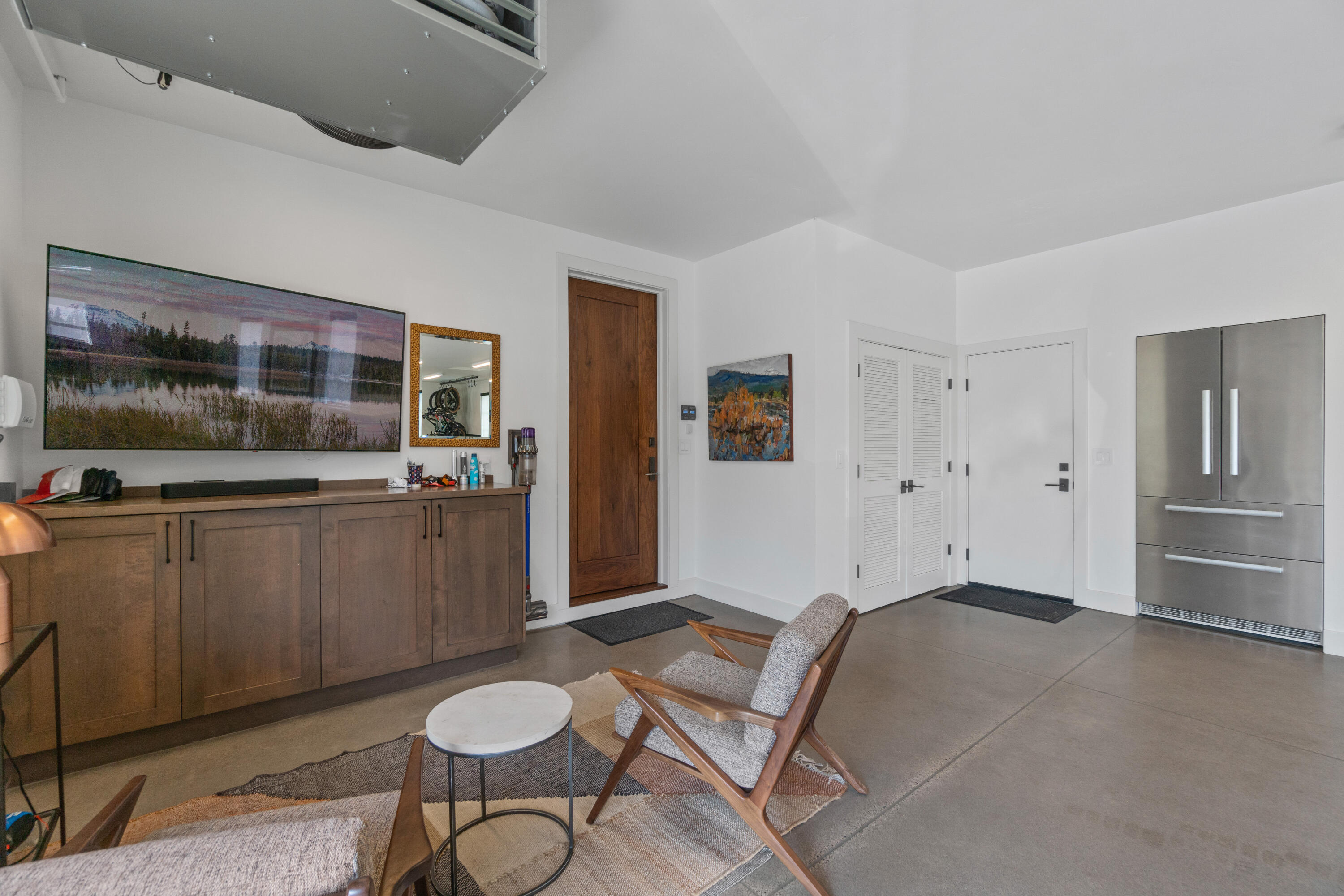 1477 NW Puccoon Court