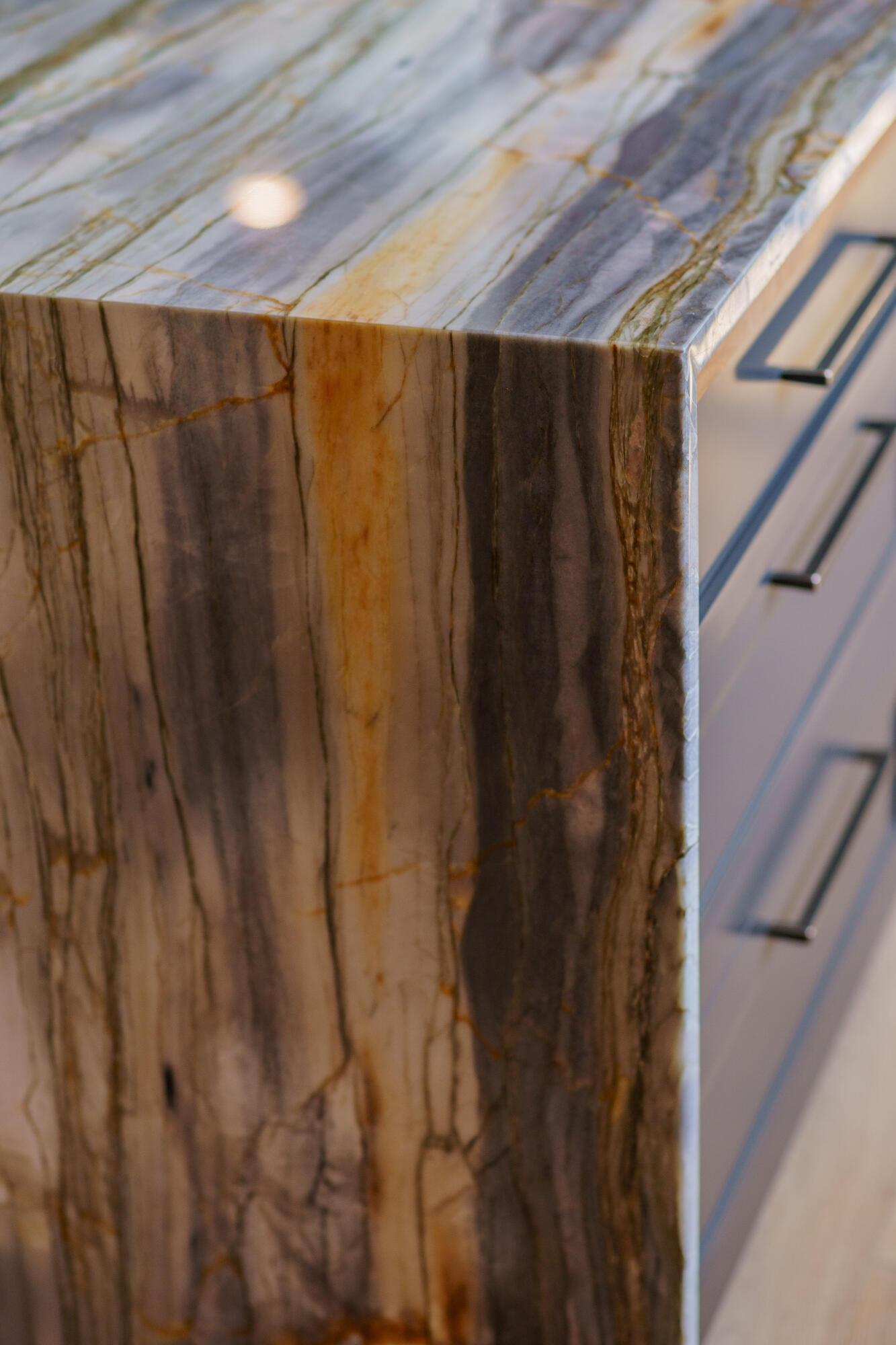 1477 NW Puccoon Court