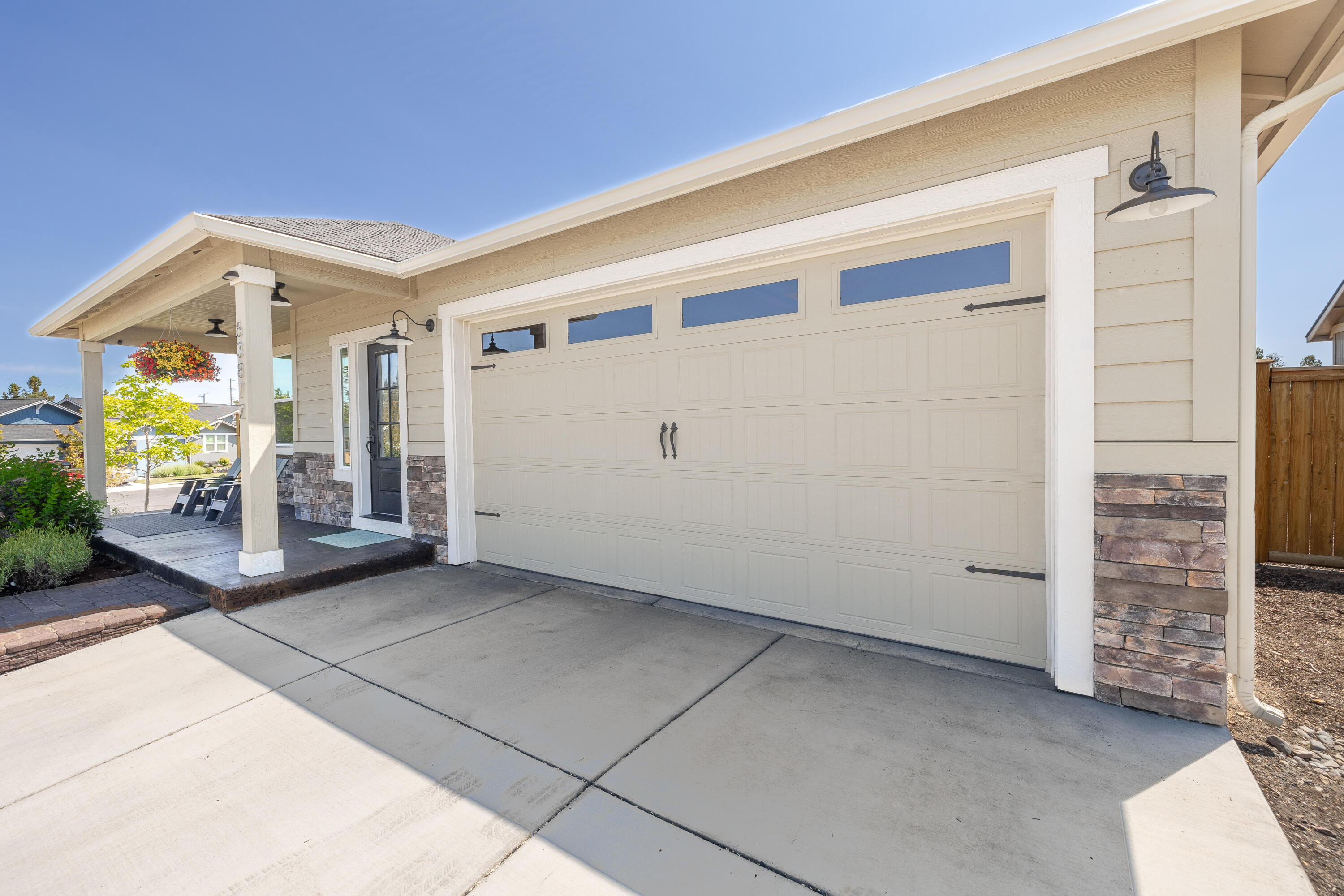 63872 Wellington Street