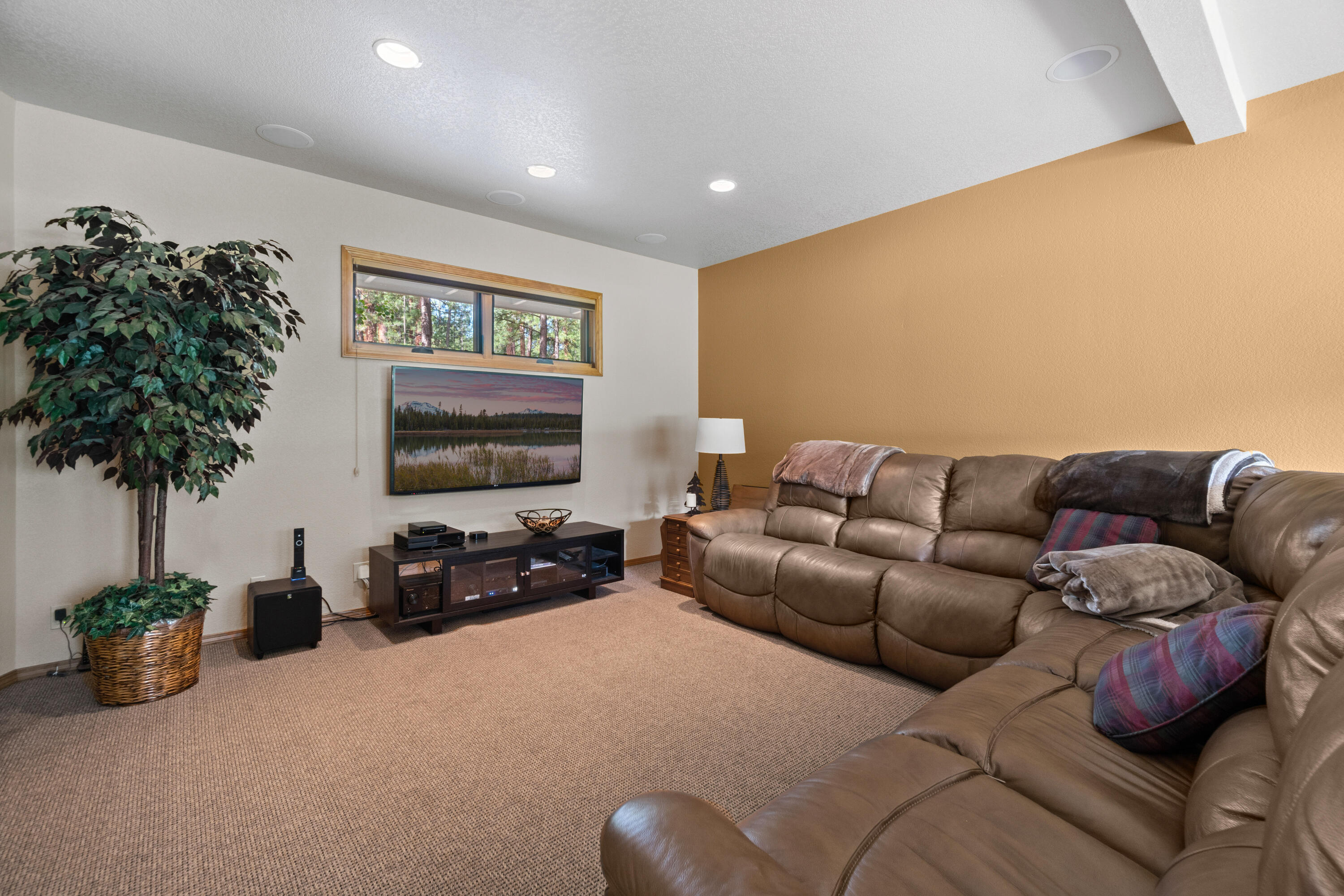 71032 Fiddleneck Lane