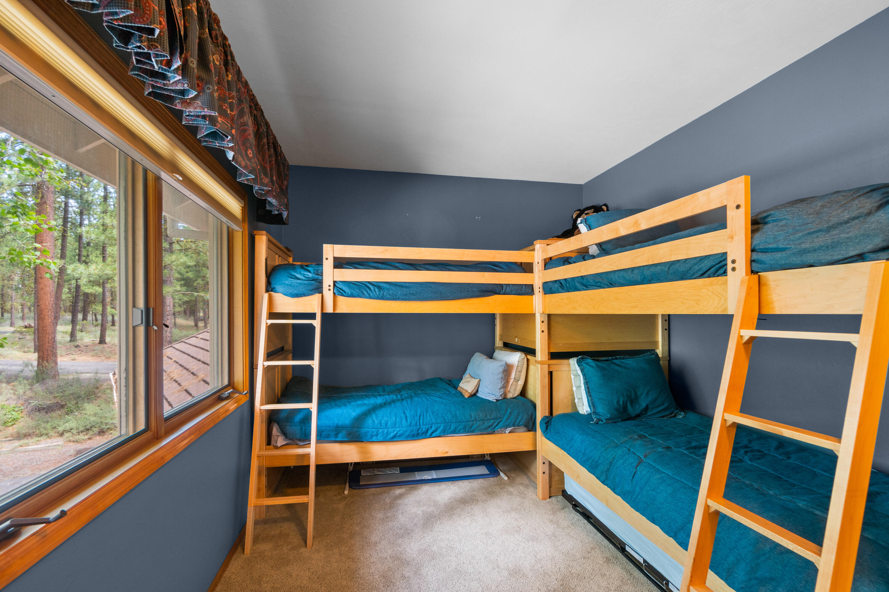 71032 Fiddleneck Lane