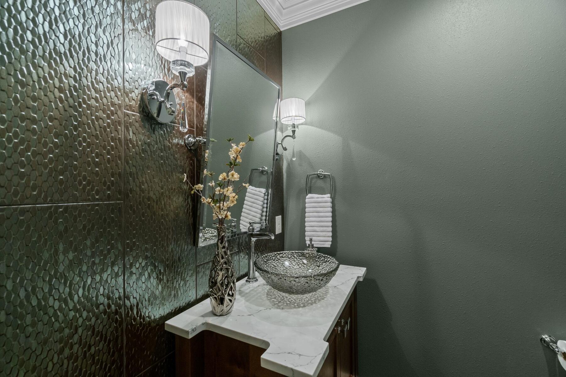 19356 Soda Springs Drive