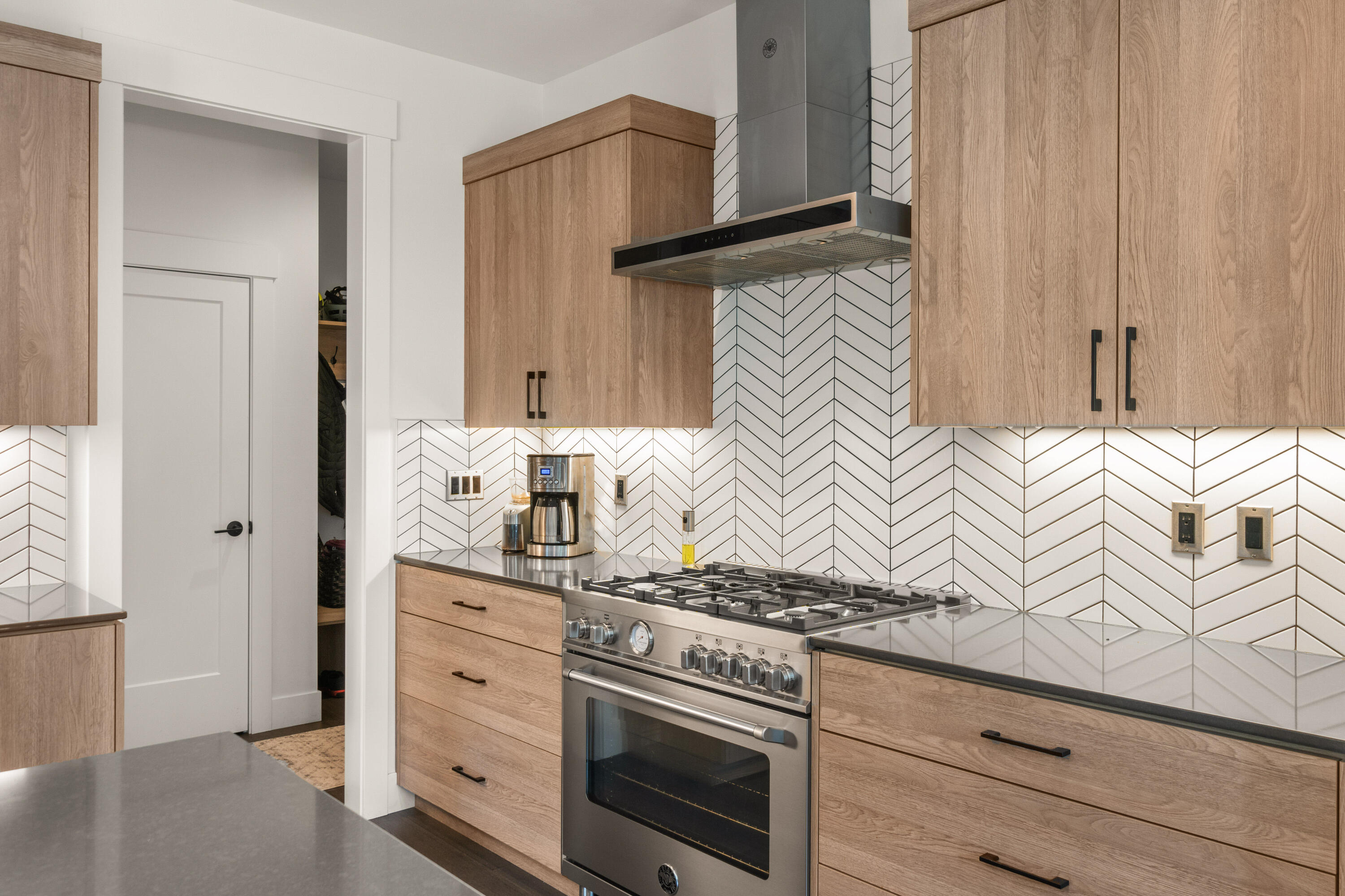 62720 NW Mehama Drive