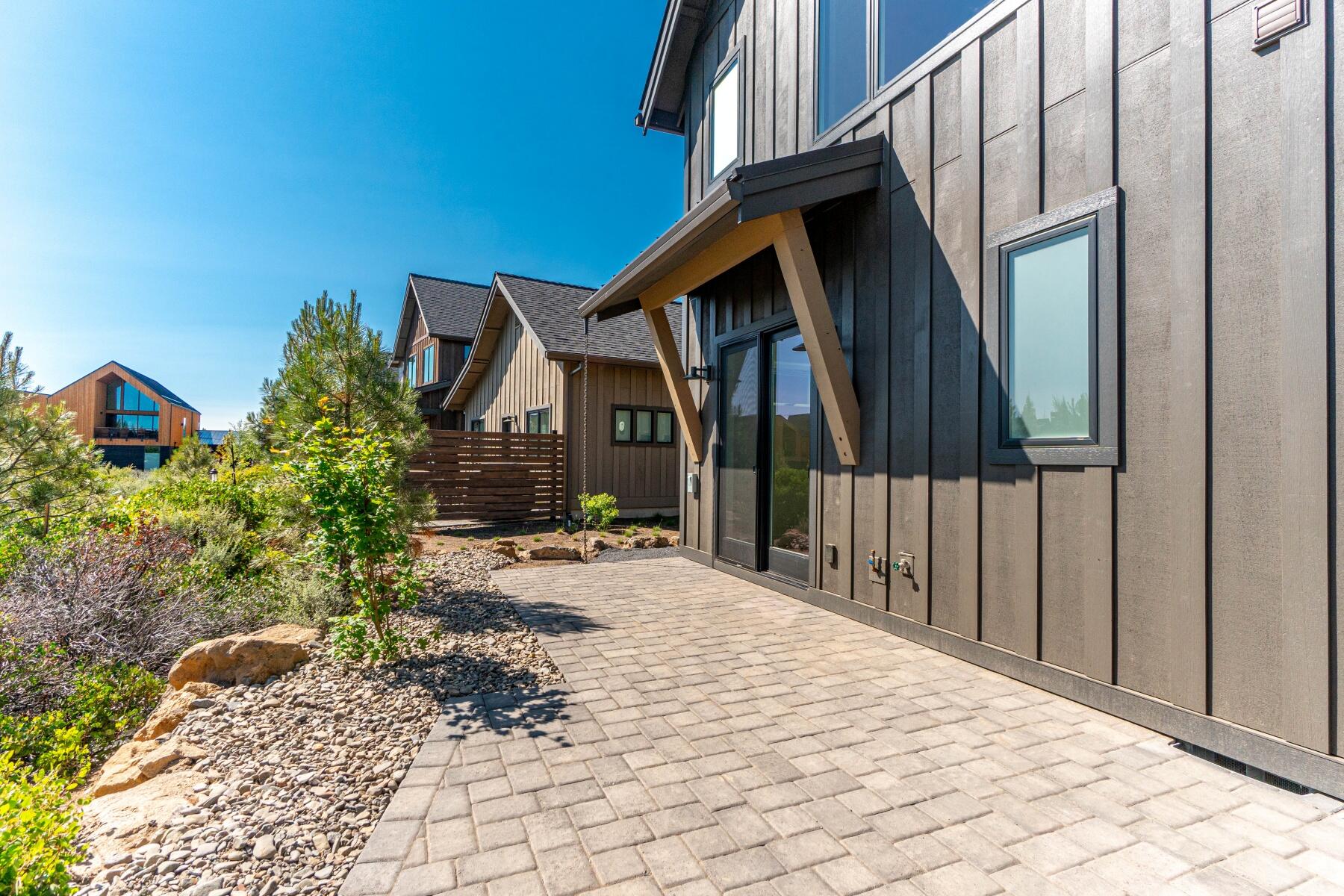 61300 McRoberts Lane, 23