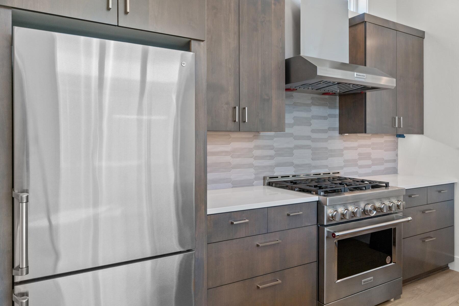 61300 McRoberts Lane, 23