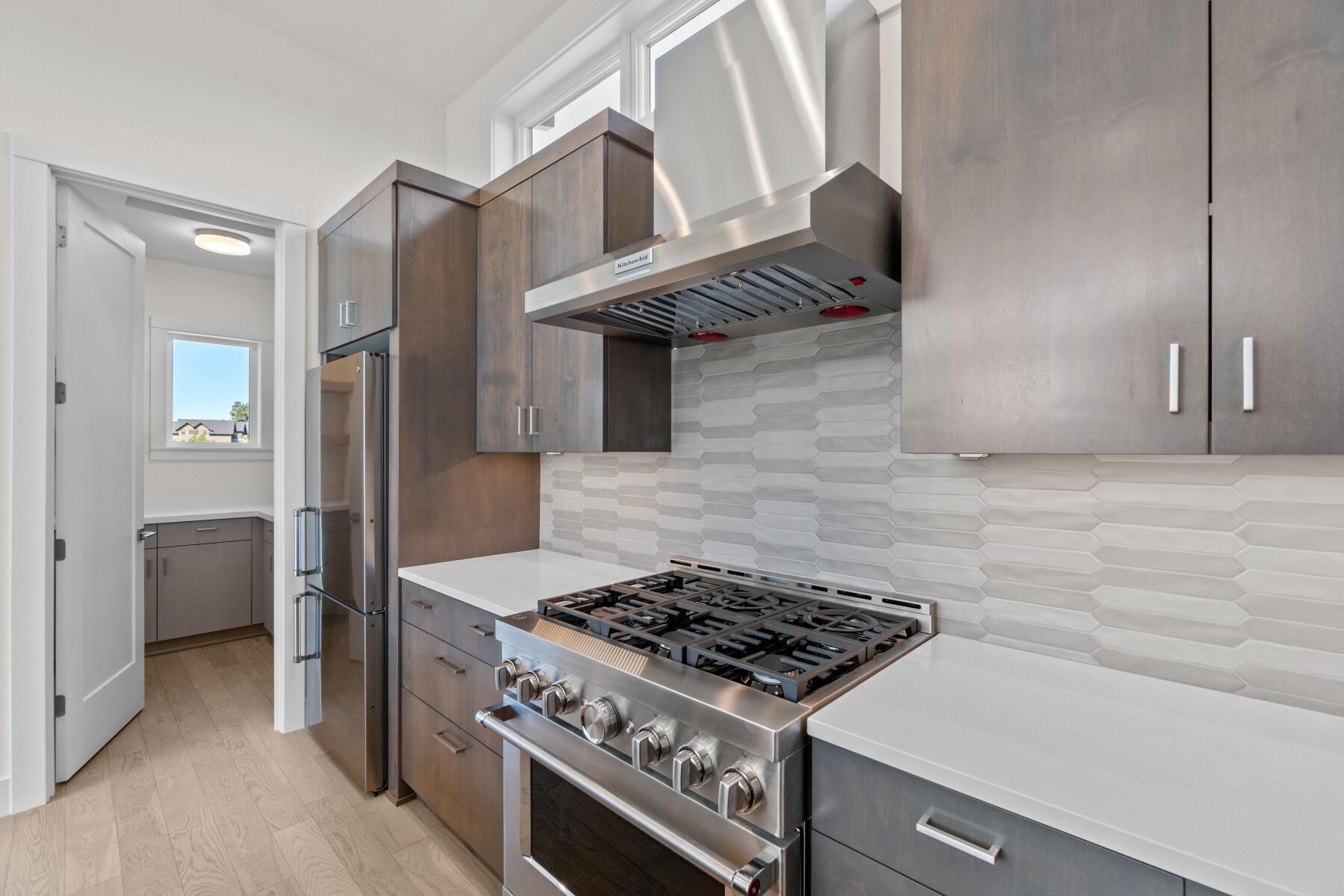 61300 McRoberts Lane, 23