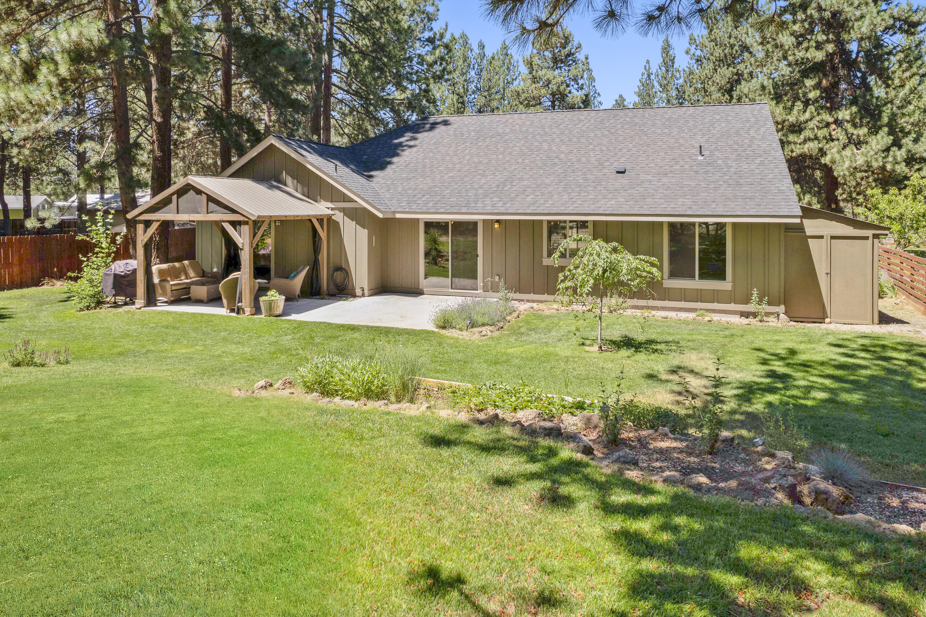 19395 Indian Summer Road