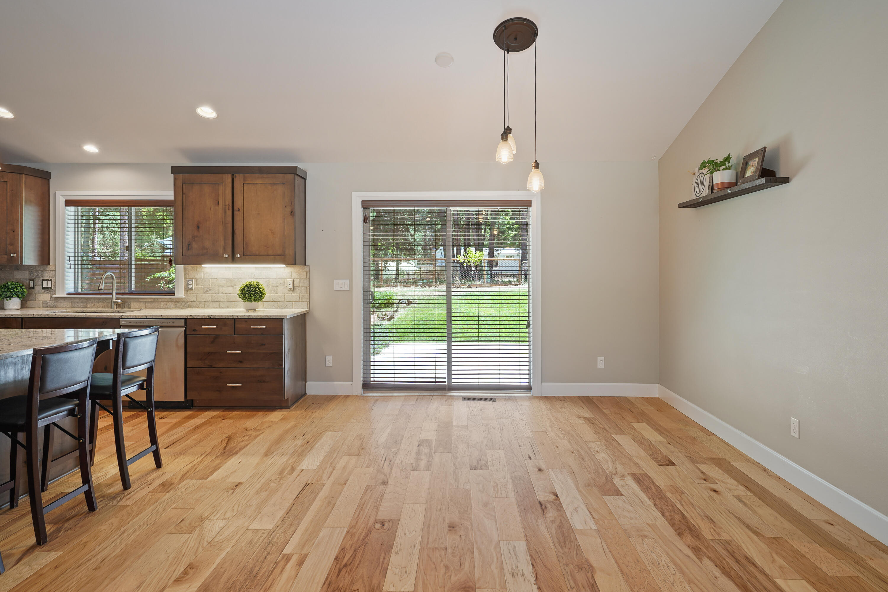 19395 Indian Summer Road