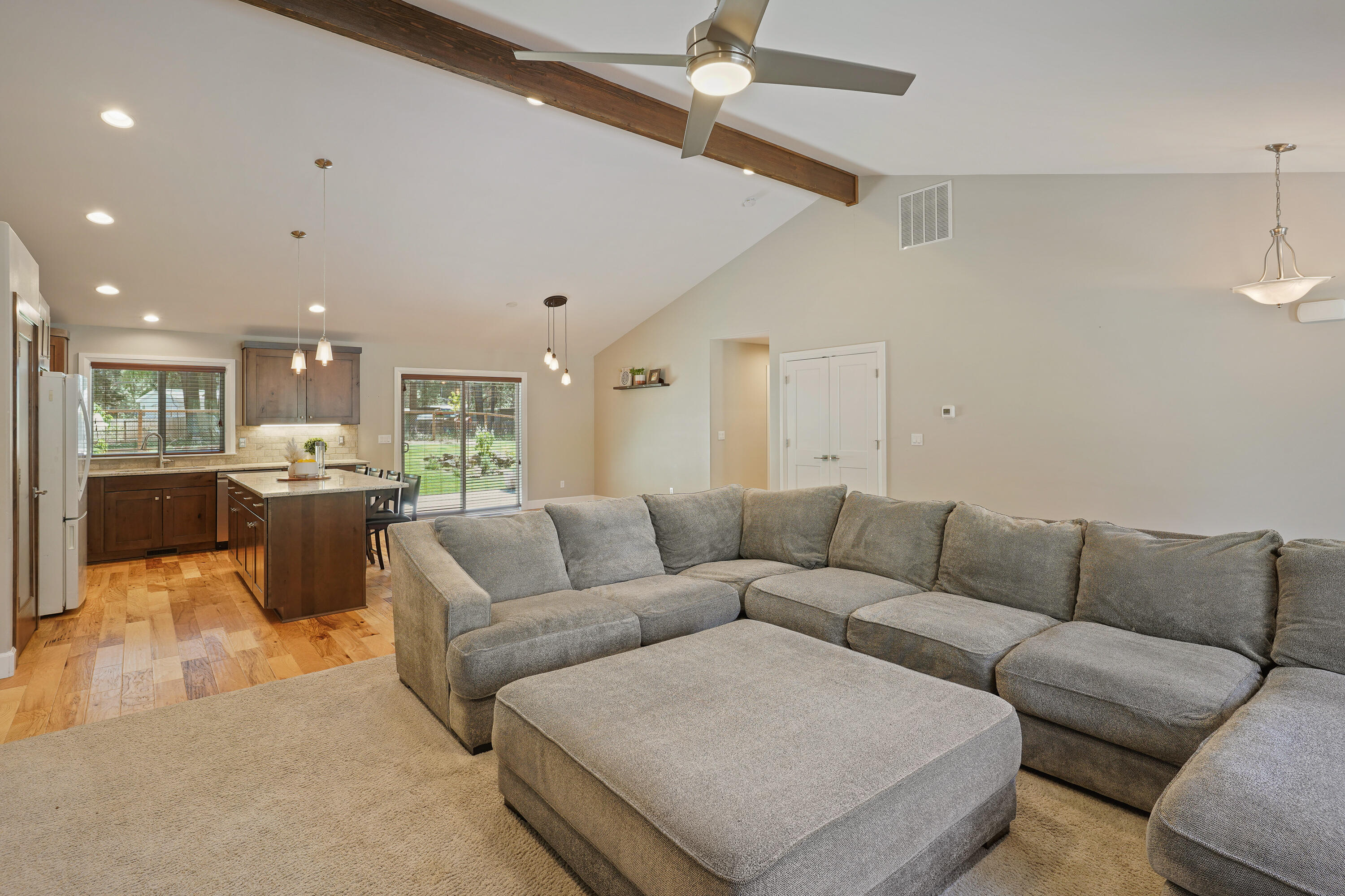 19395 Indian Summer Road