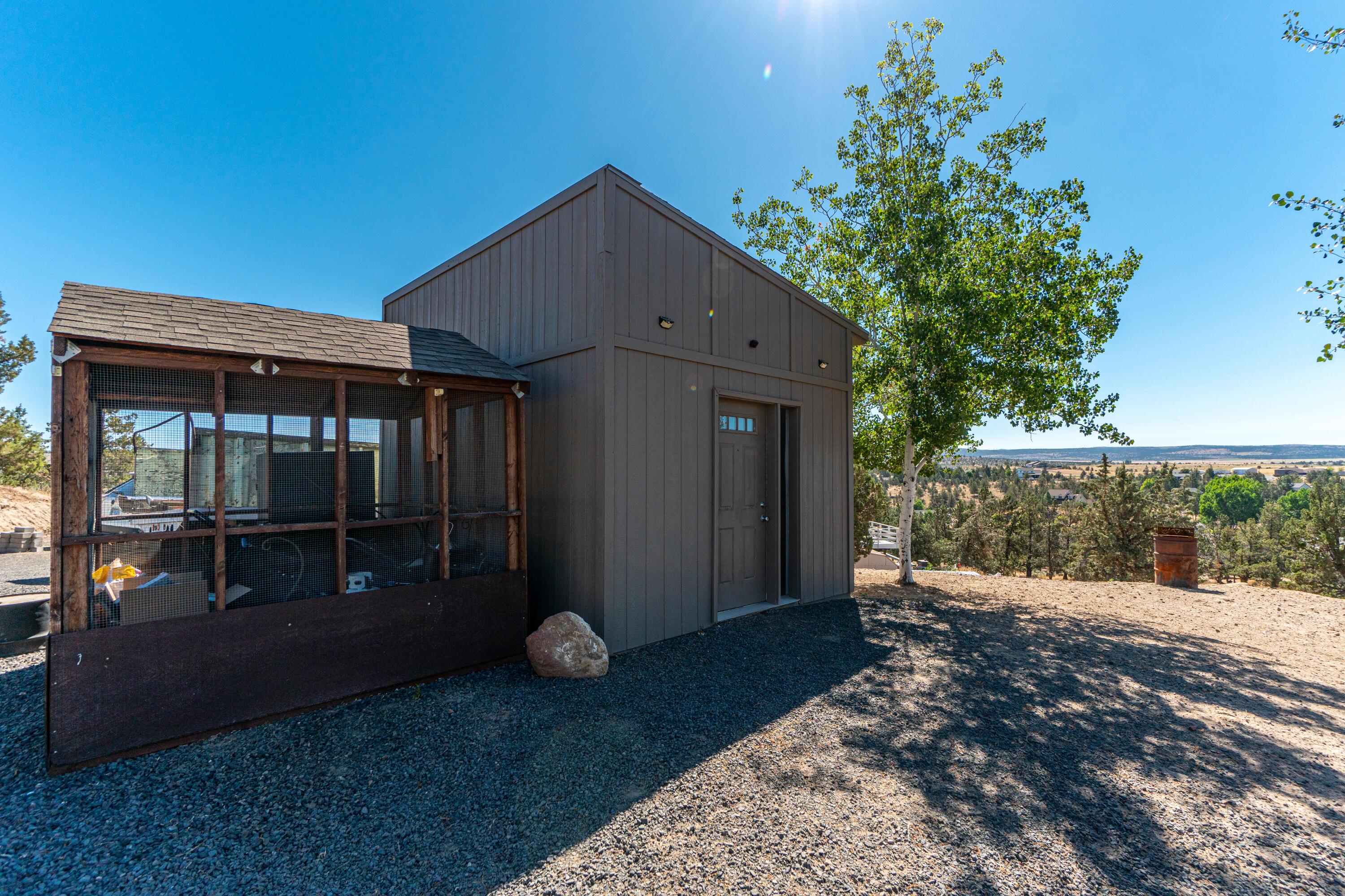 1896 SE Hoffman Drive