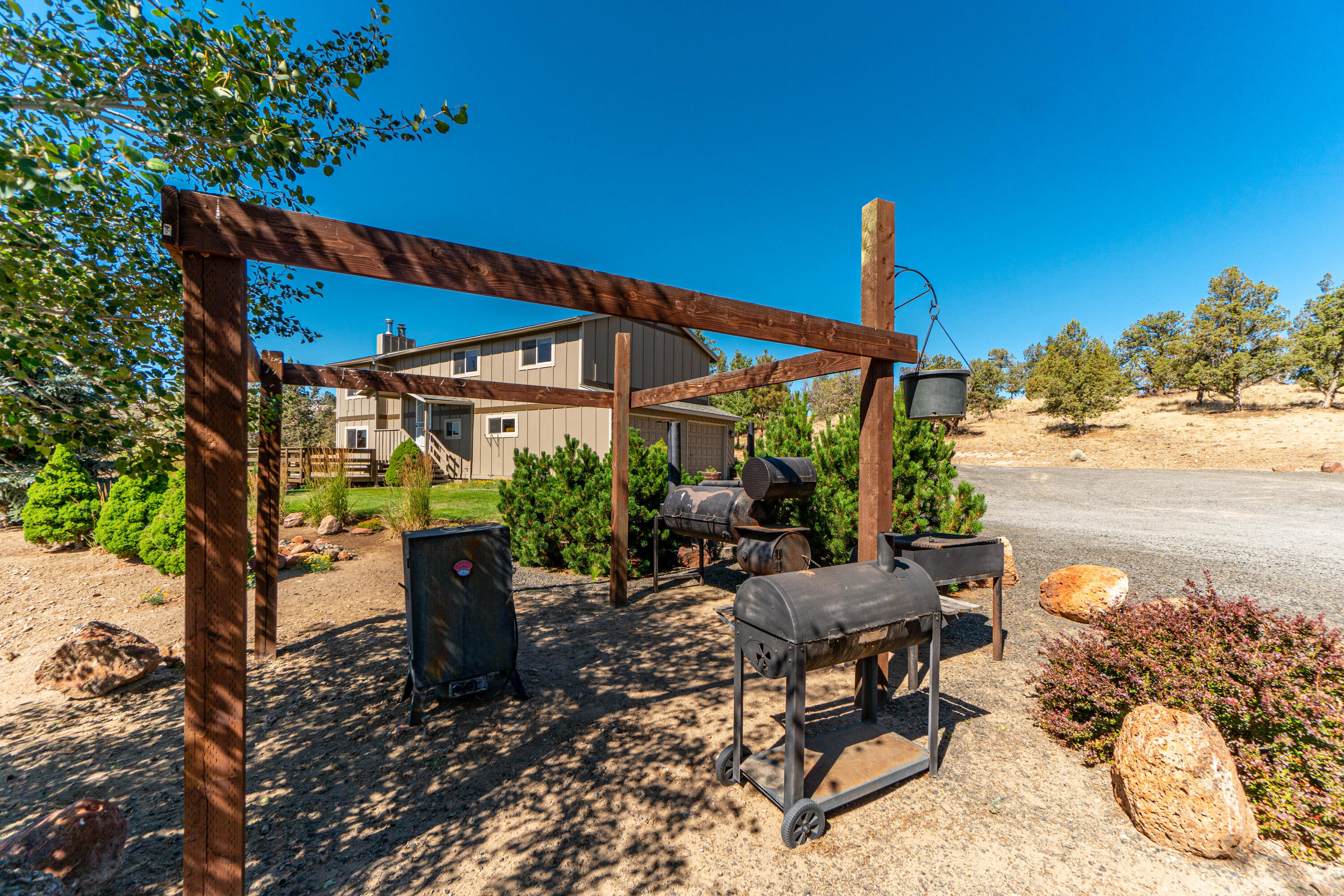 1896 SE Hoffman Drive