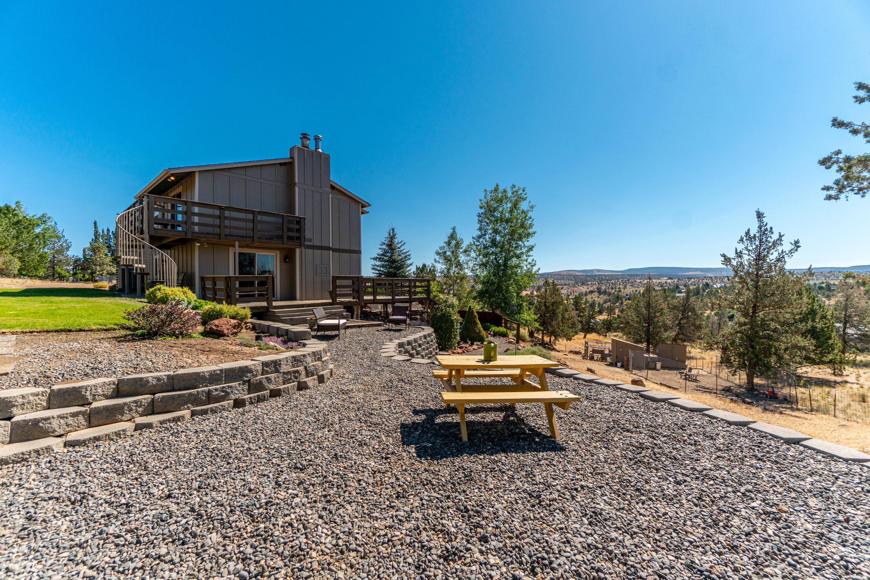 1896 SE Hoffman Drive