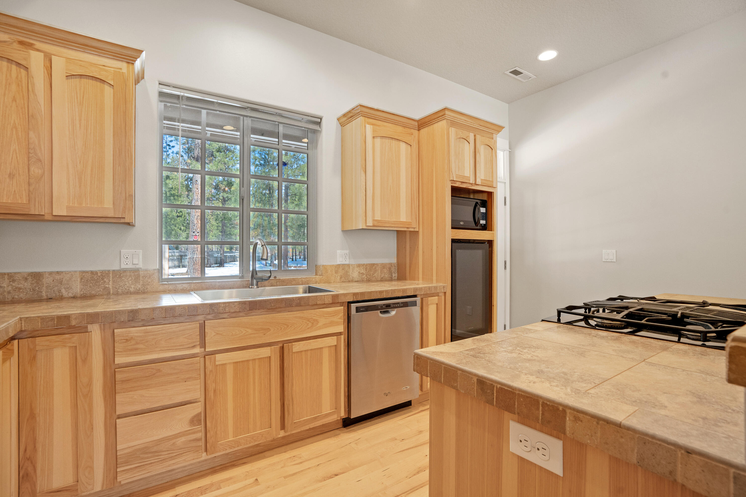 14883 Bluegrass Loop