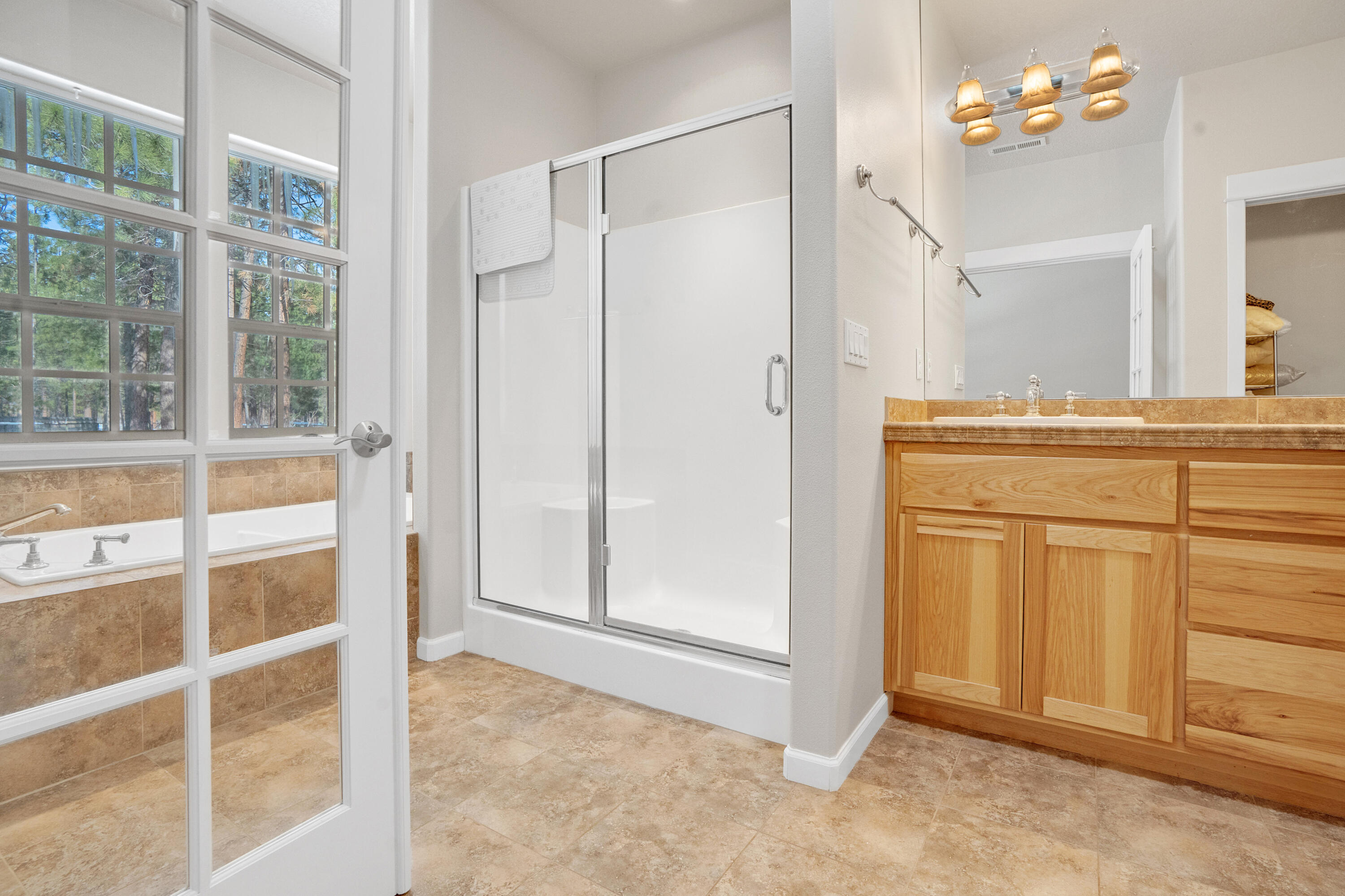 14883 Bluegrass Loop