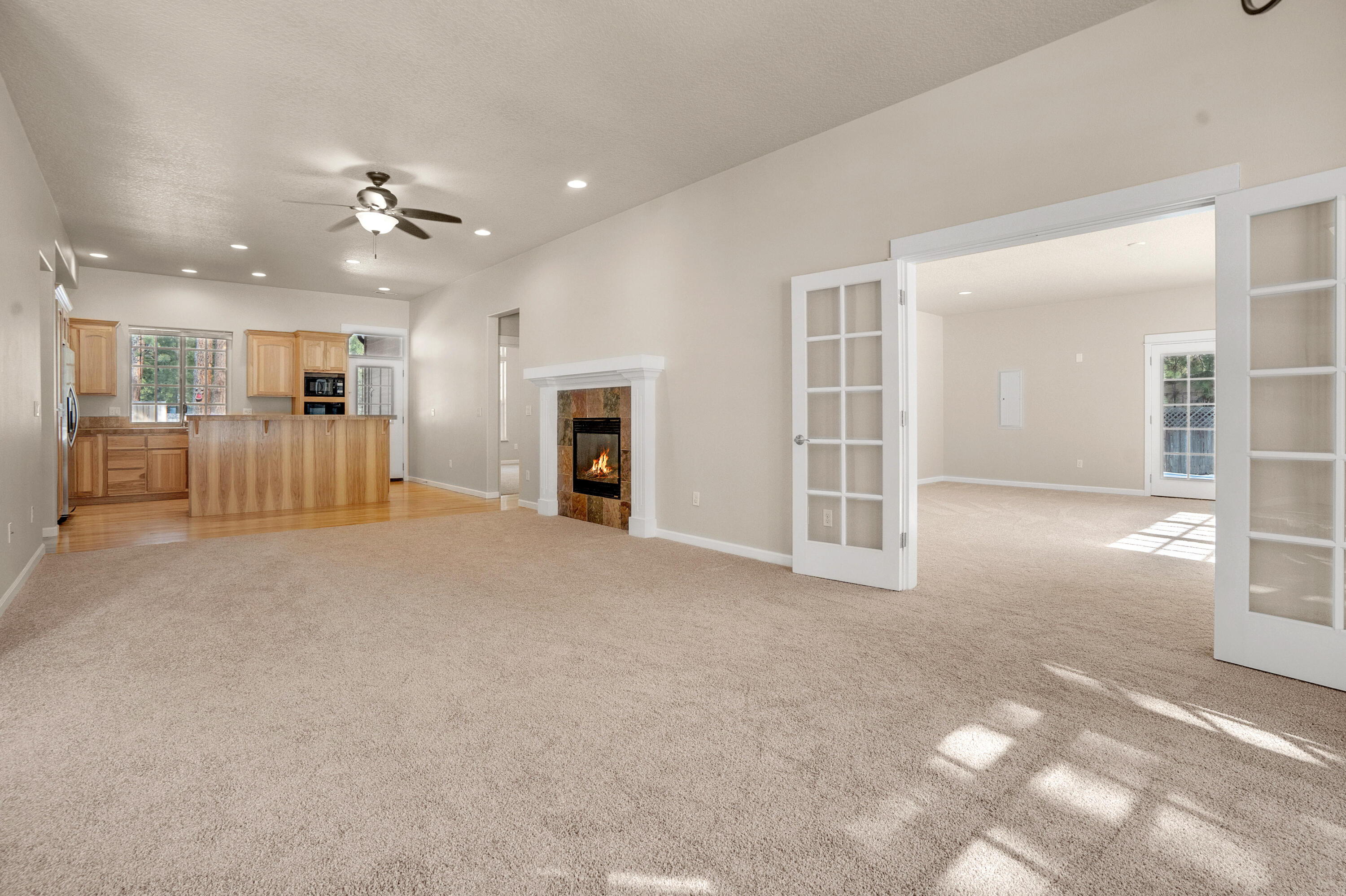 14883 Bluegrass Loop